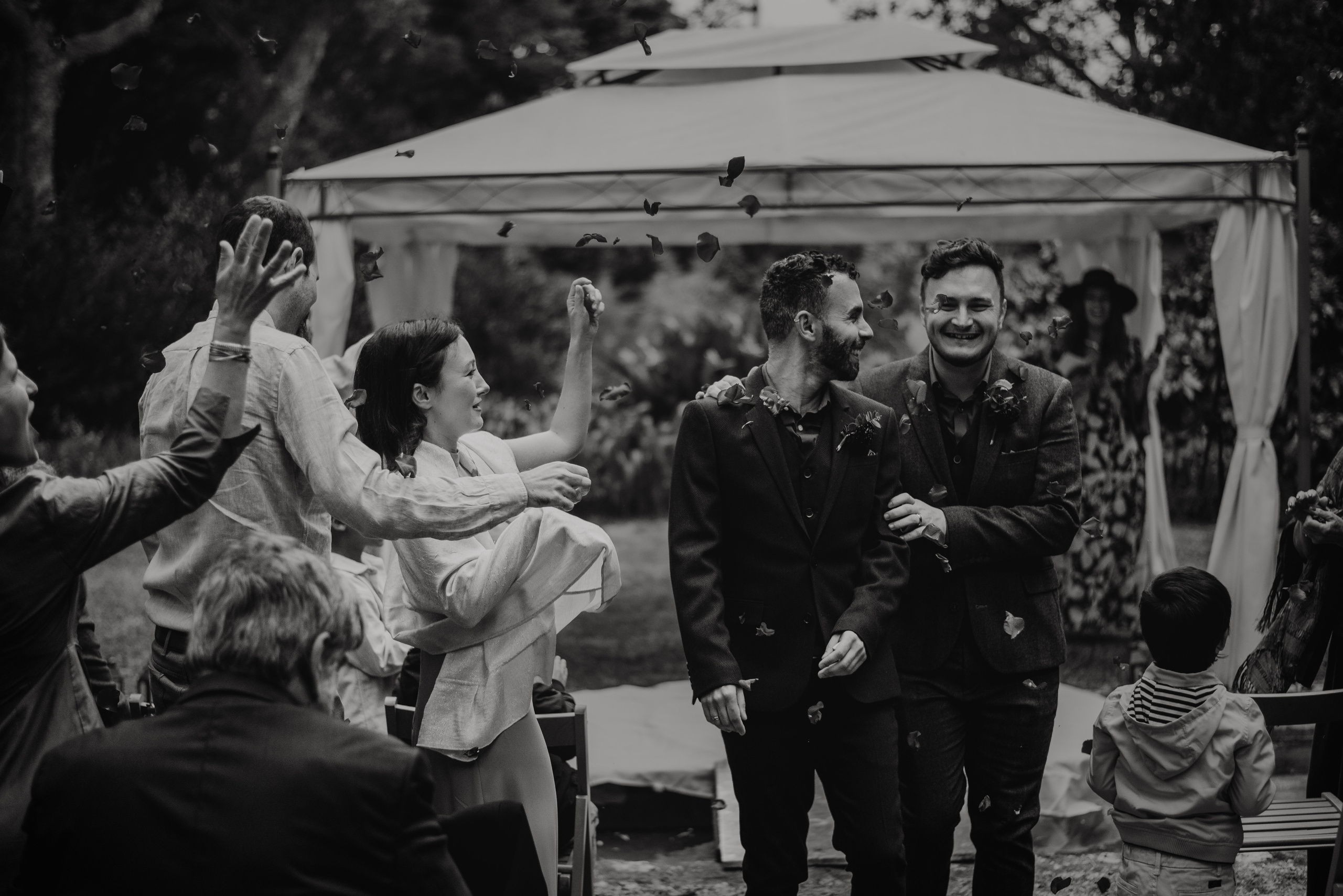 Garret + Filipe. Lifestyle, wedding and family photographer