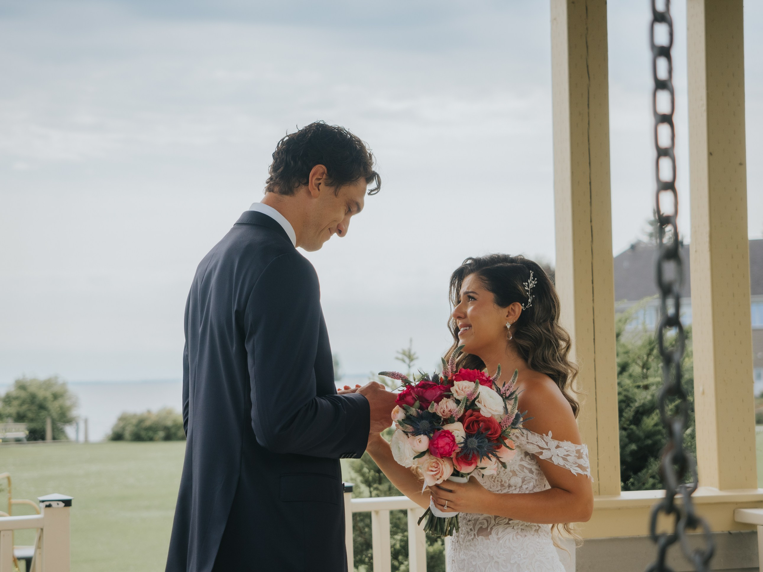Couple during first look in Montreal, captured by Montreal wedding photographer Muriel Oe