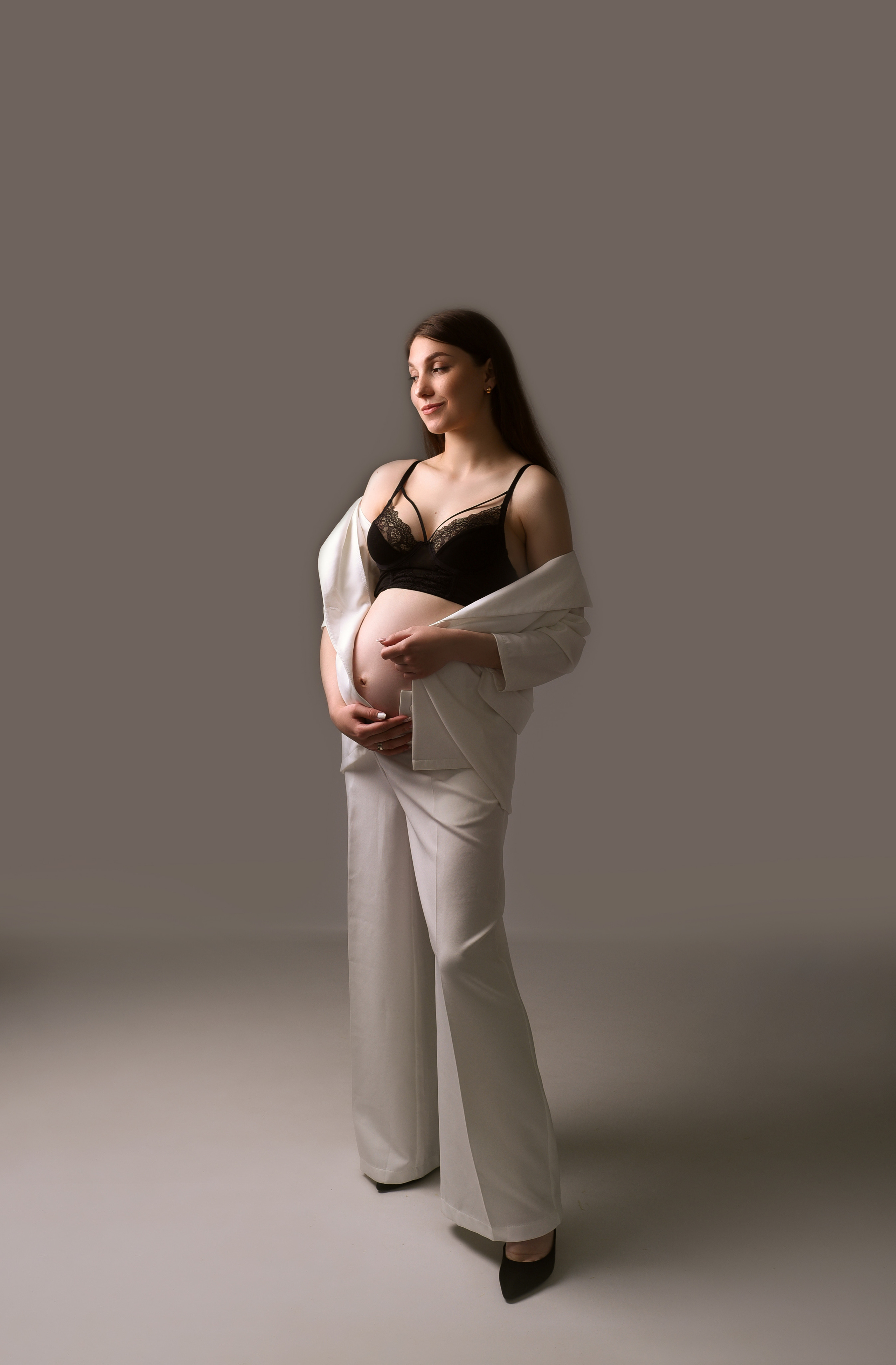 Главная. Фоторгаф новонароджених та вагітності в Києві Олена Єрмоленко