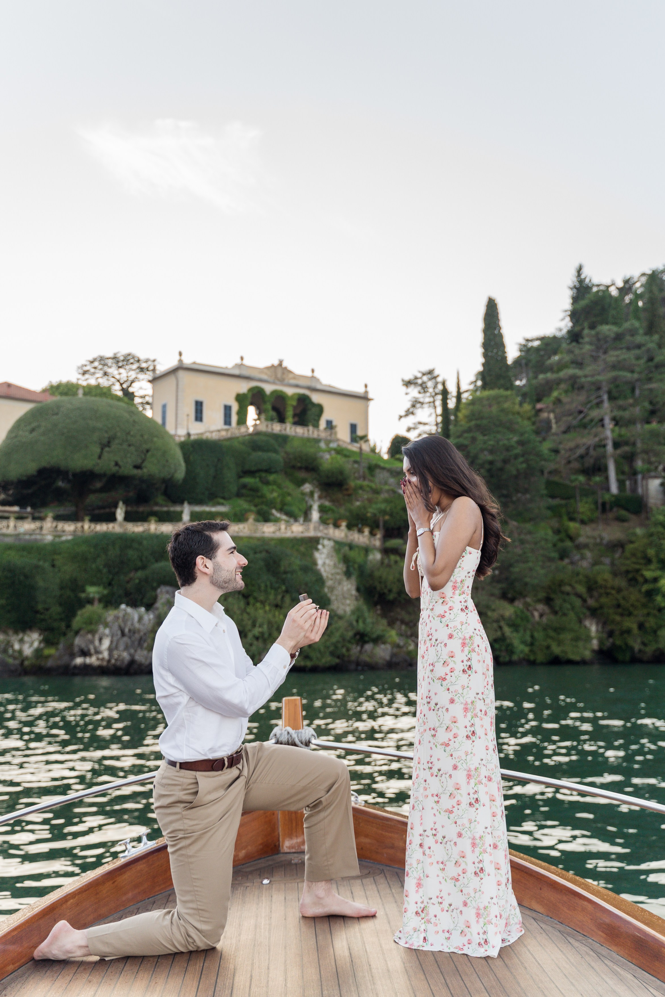 Lake Como Proposal Packages. Proposal Photographer in Lake Como