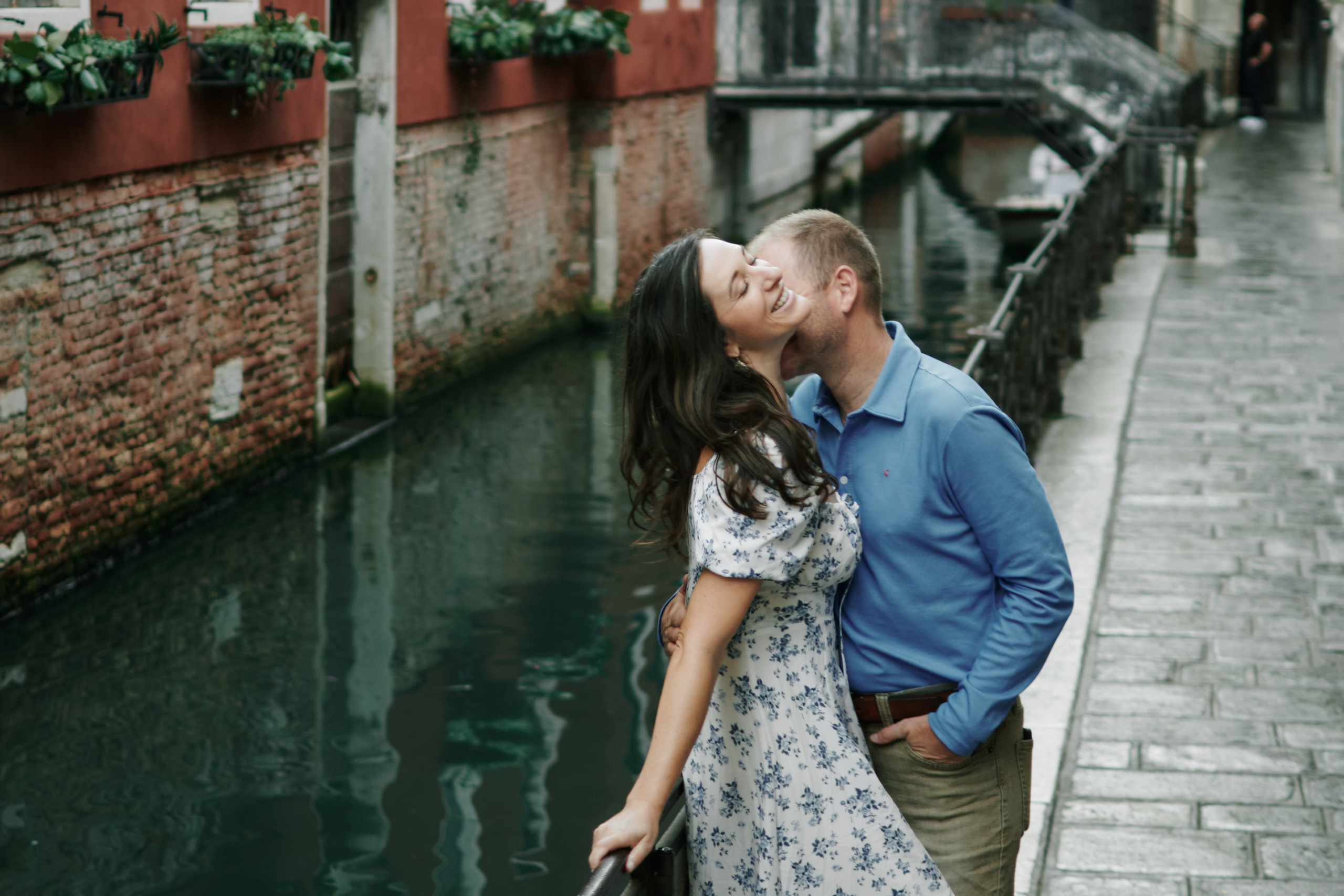 Romantic photoshoot. Photographer in Venice, Italy. Yana Zotova