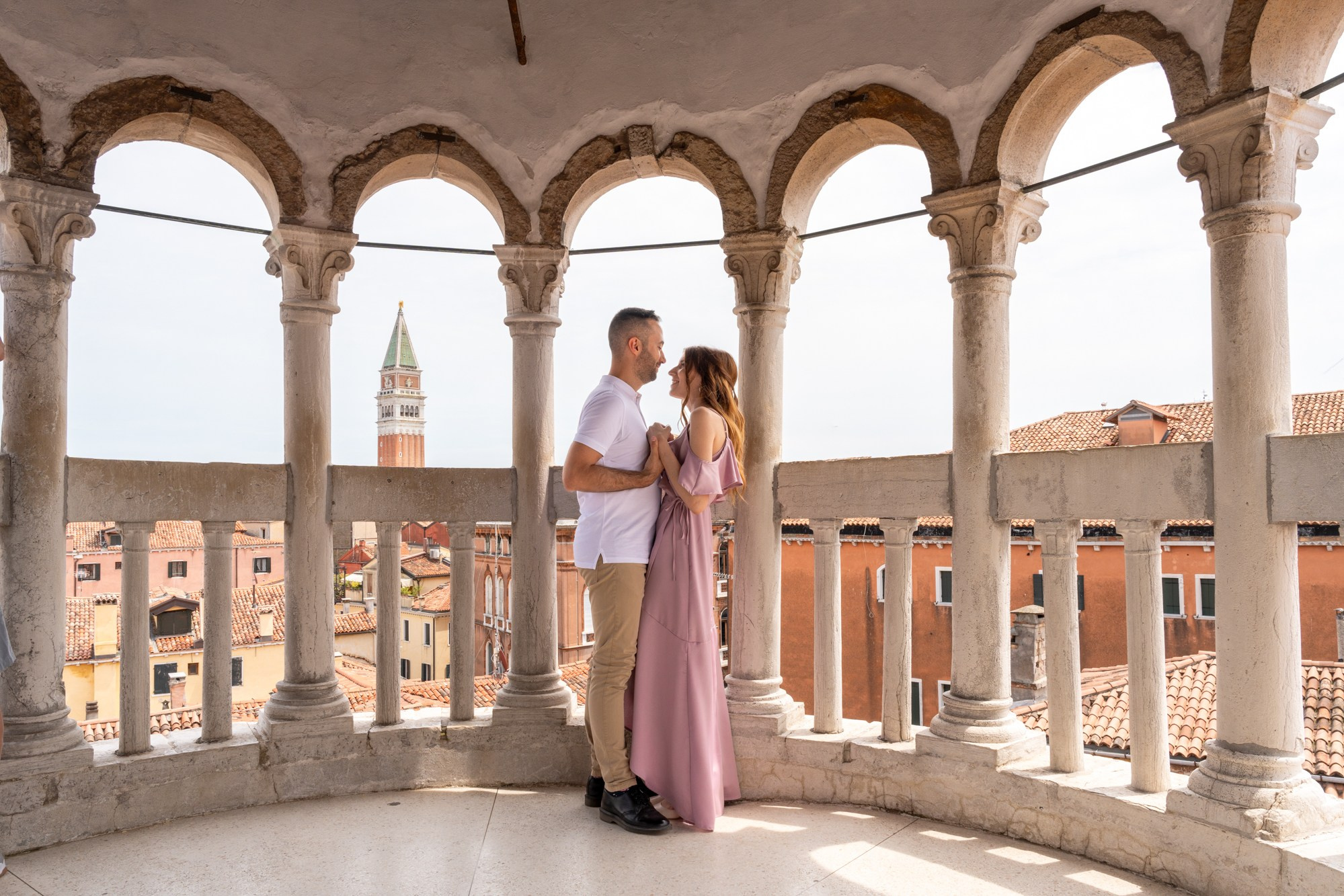 Sesiones de Pareja y Preboda | El Velo Blanco. El Velo Blanco I Fotógrafos de Bodas