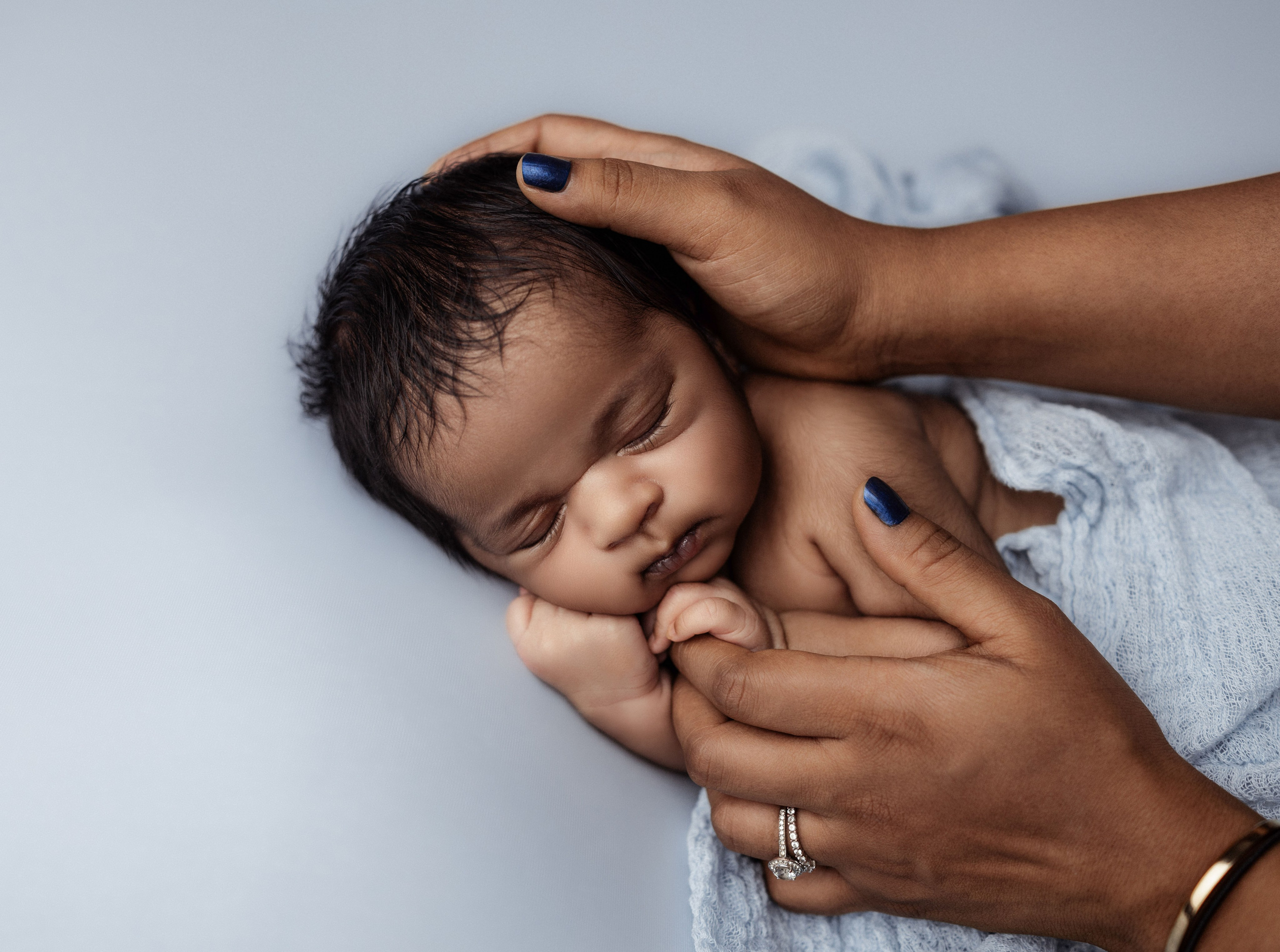 Info. Newborn, kids, family photographer based near Zurich, Switzerland