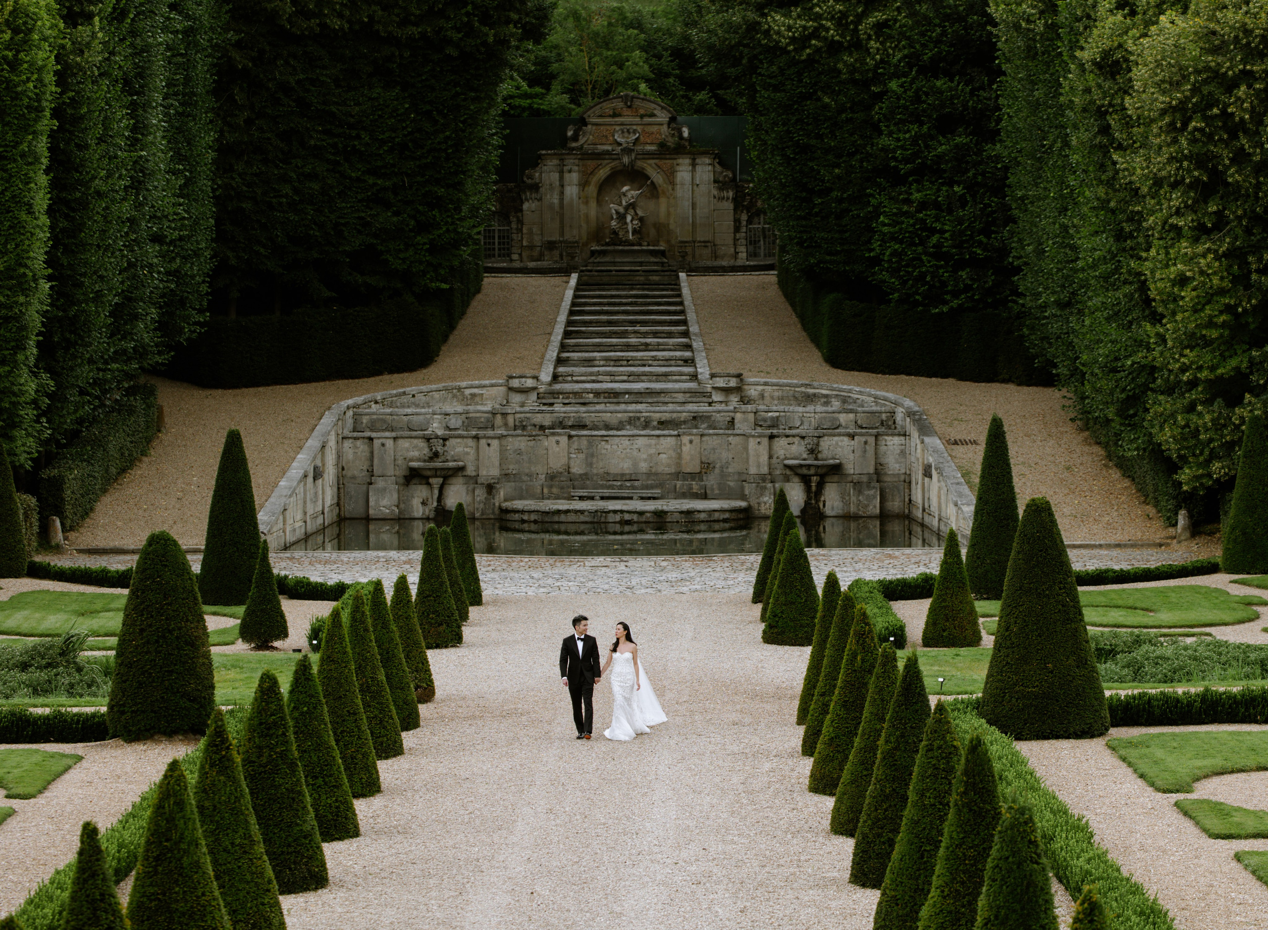 Paris & Château Weddings With CTH Events | PhotoYulez
