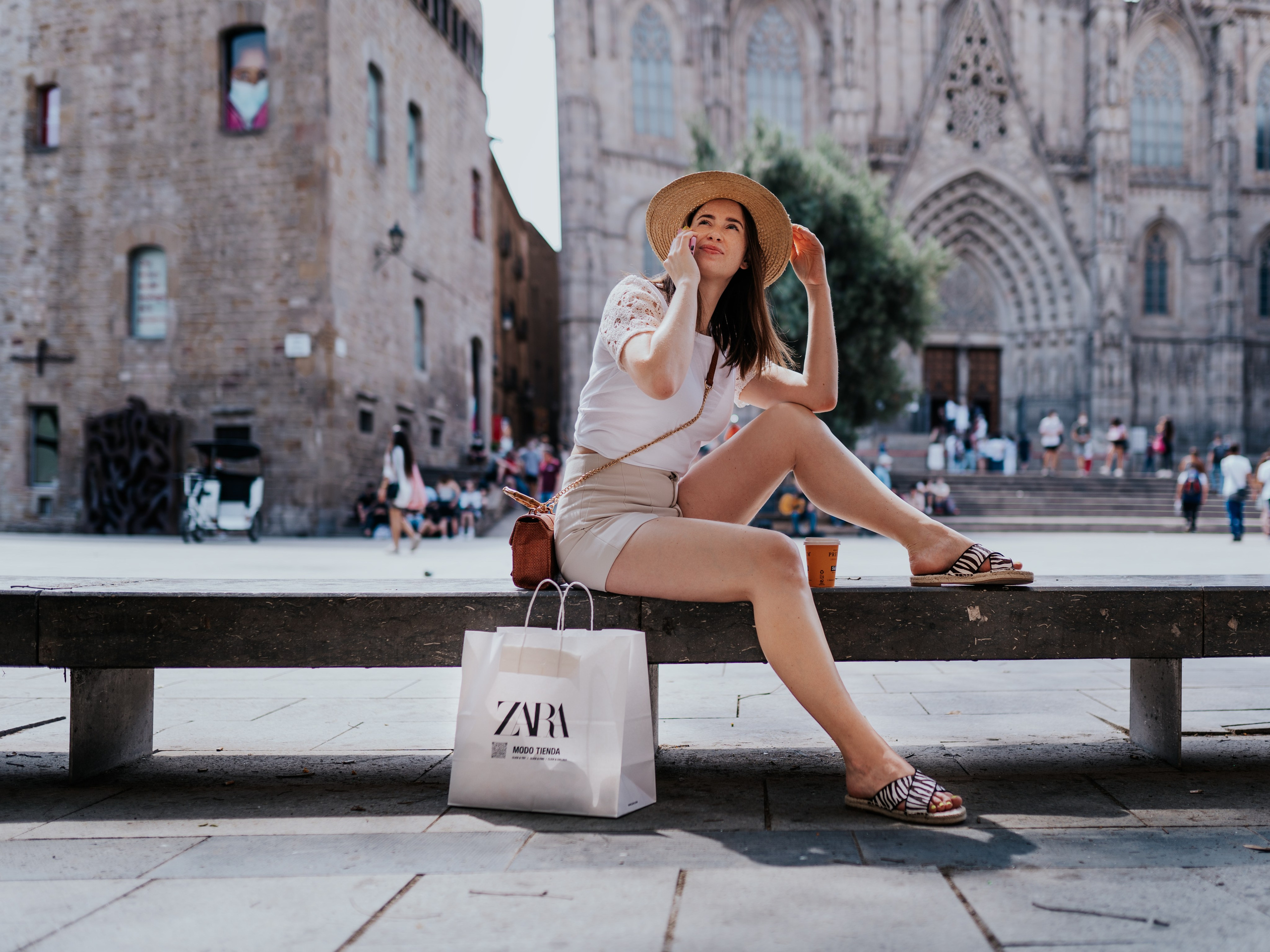 What NOT to Do in Barcelona. DiaFoto — Wow Photographer in Barcelona | Premium Barcelona Photoshoot Experience