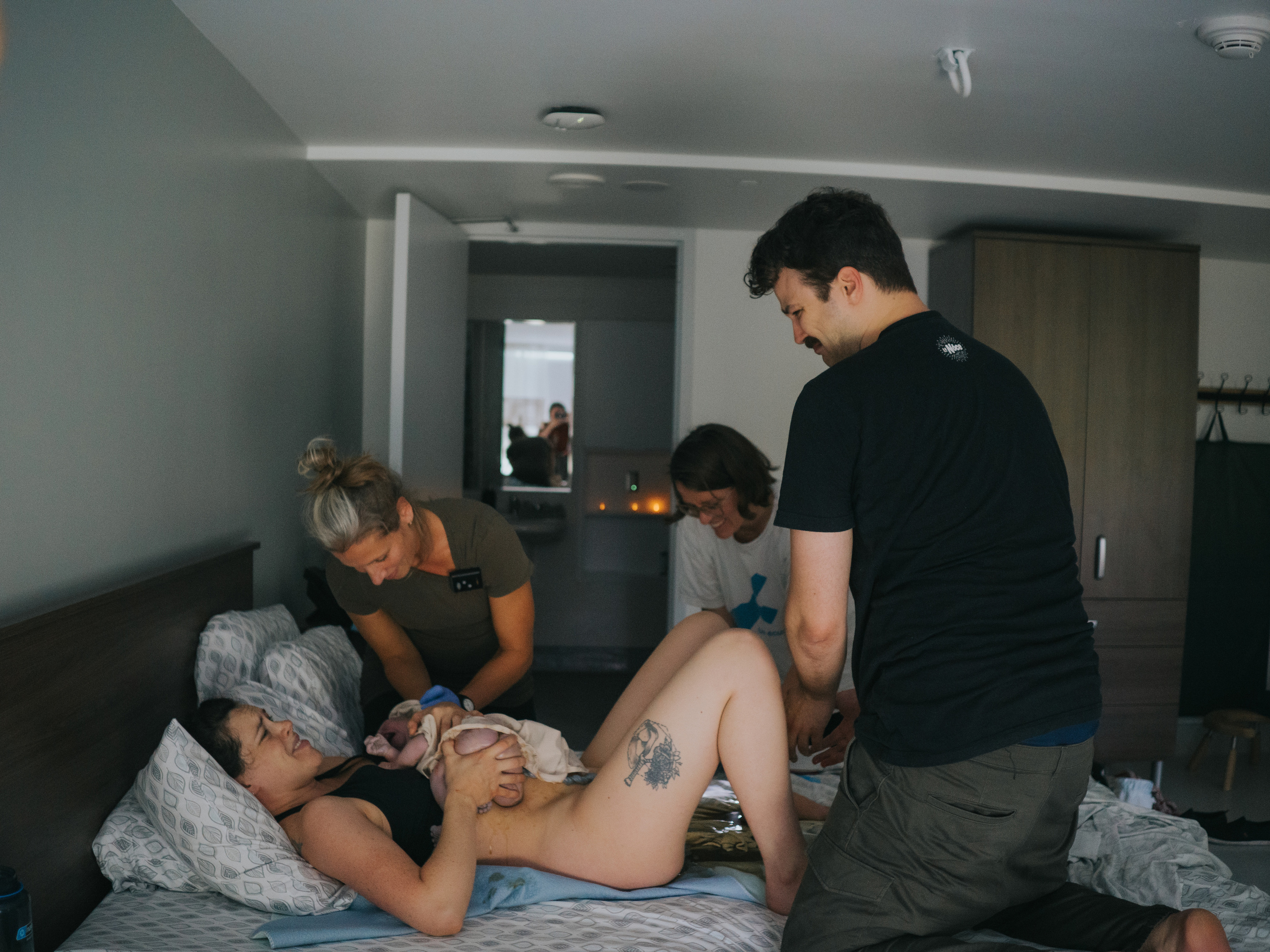 Montreal Birth Photographer — how does birth photography work?. Wedding and Family Photography Montreal Muriel Oe Photo
