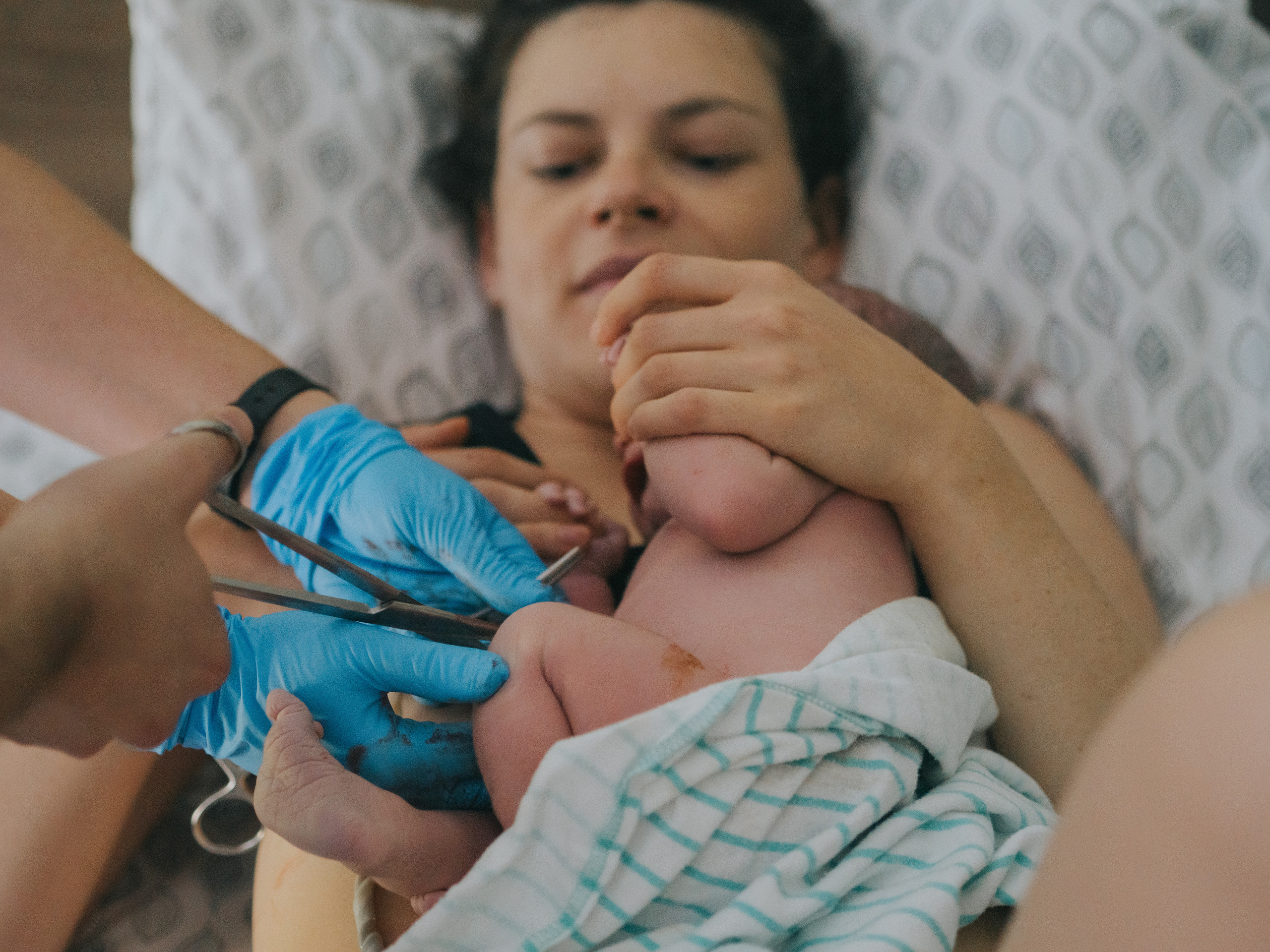 Montreal Birth Photographer — how does birth photography work?. Wedding and Family Photography Montreal Muriel Oe Photo