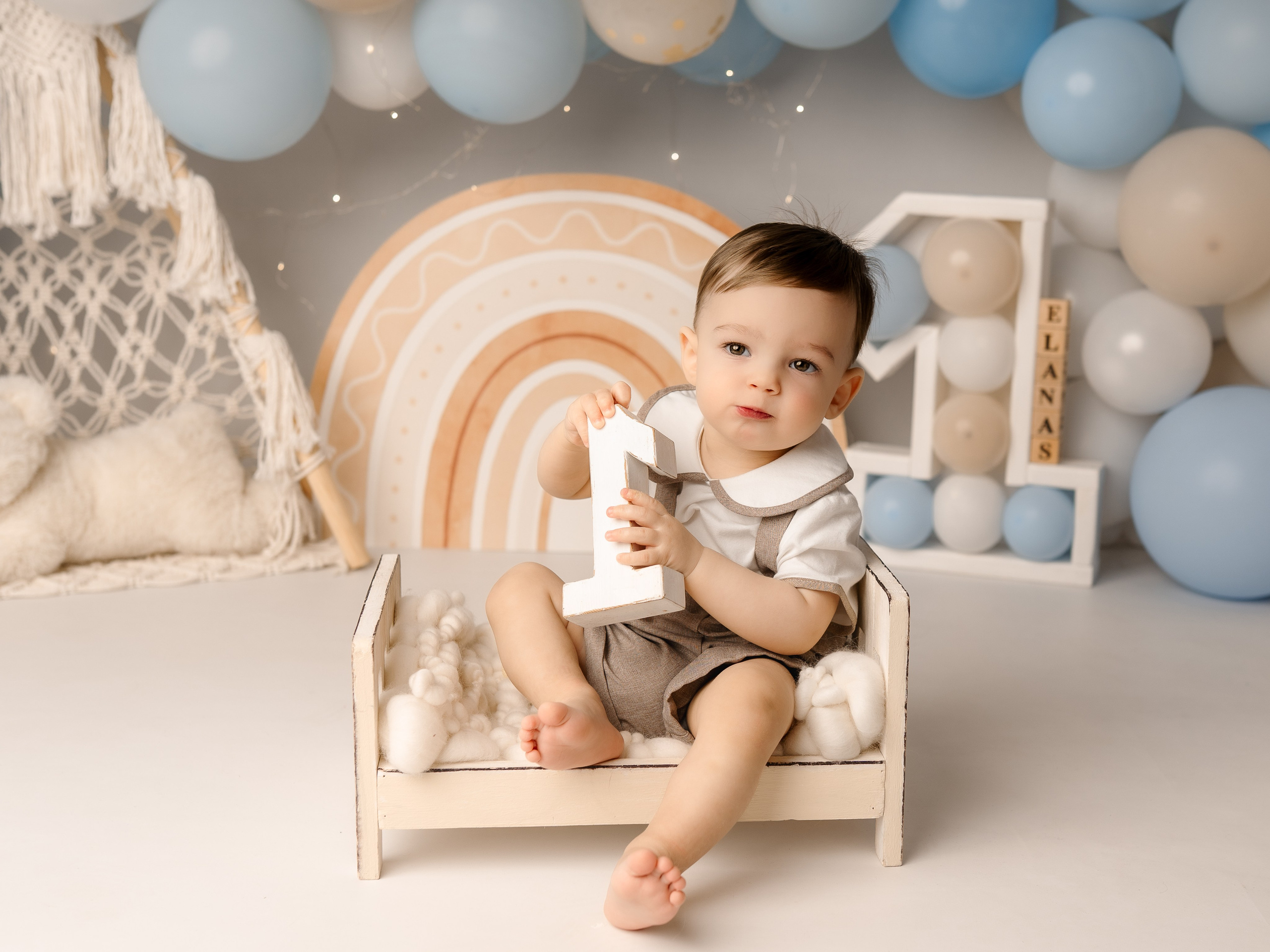 Esu Aleksandra naujagimių ir kudikių fotografė iš Vilniaus