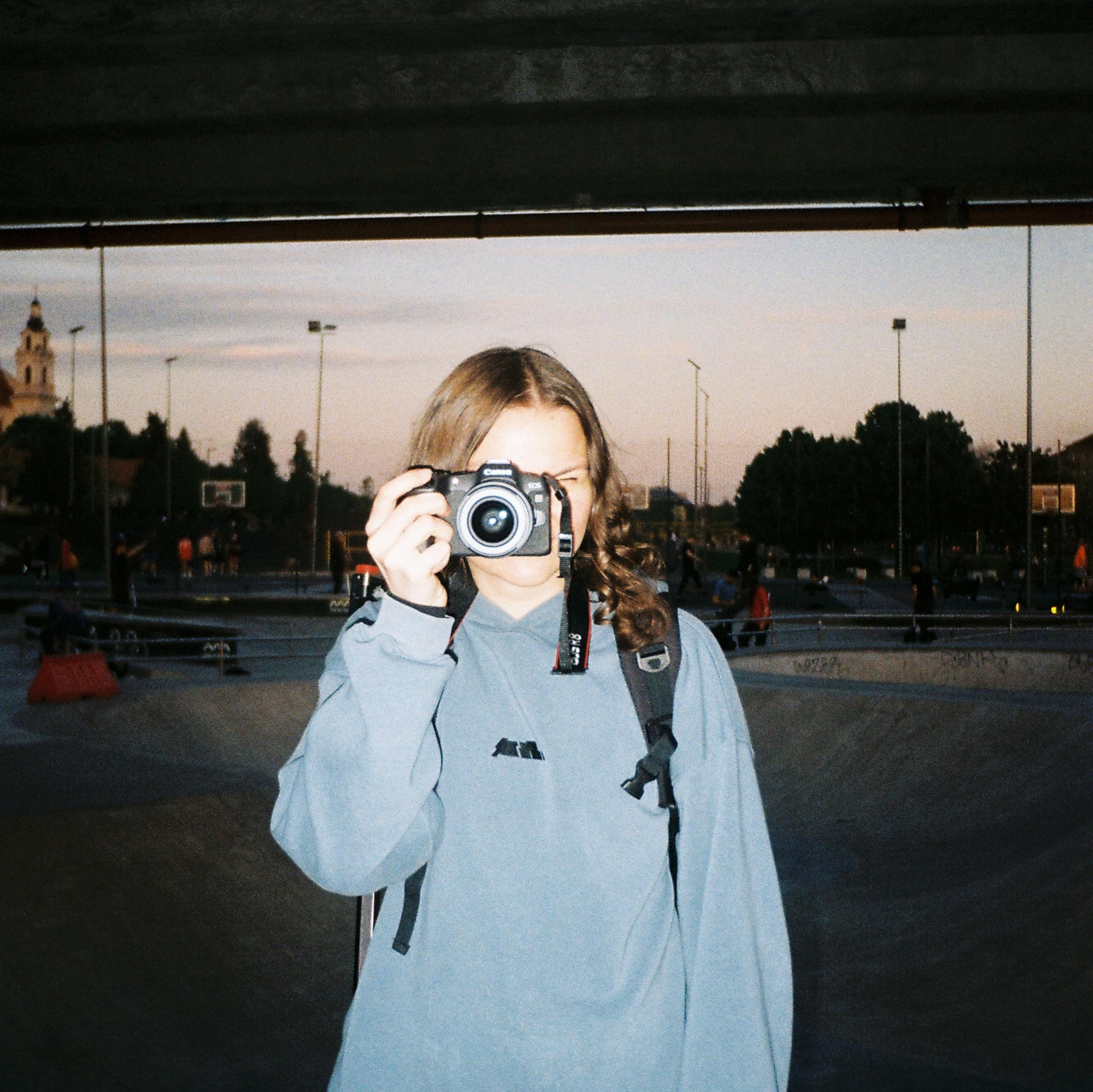 Kontaktai. Fotografė Aleksandra Samozvanova