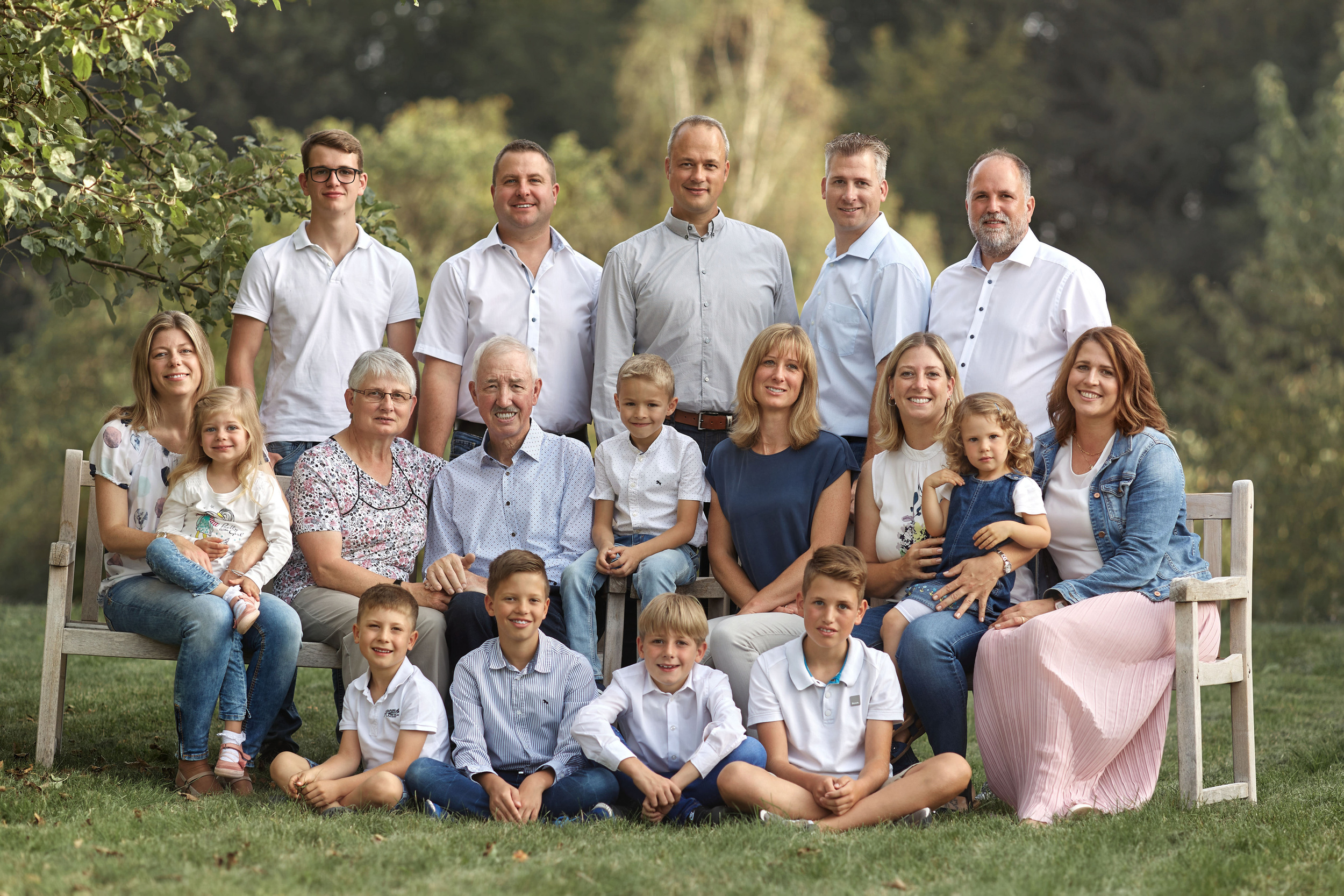 Fotoservice Preise von ​Anzhelika Costin Familien- und Kunstfotografin. Anzhelika Costin fine art Porträts und Familien Fotografie in Fulda