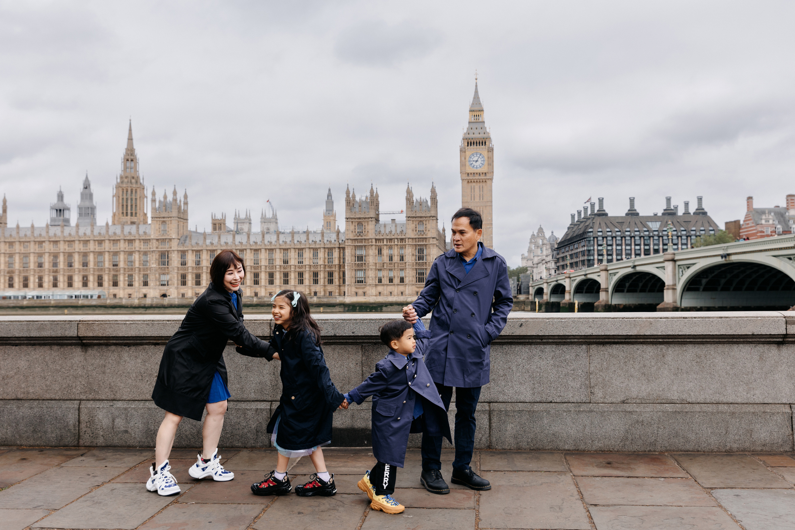 Photographer in London. LondonPhotoStory — Vacation Photographer in London