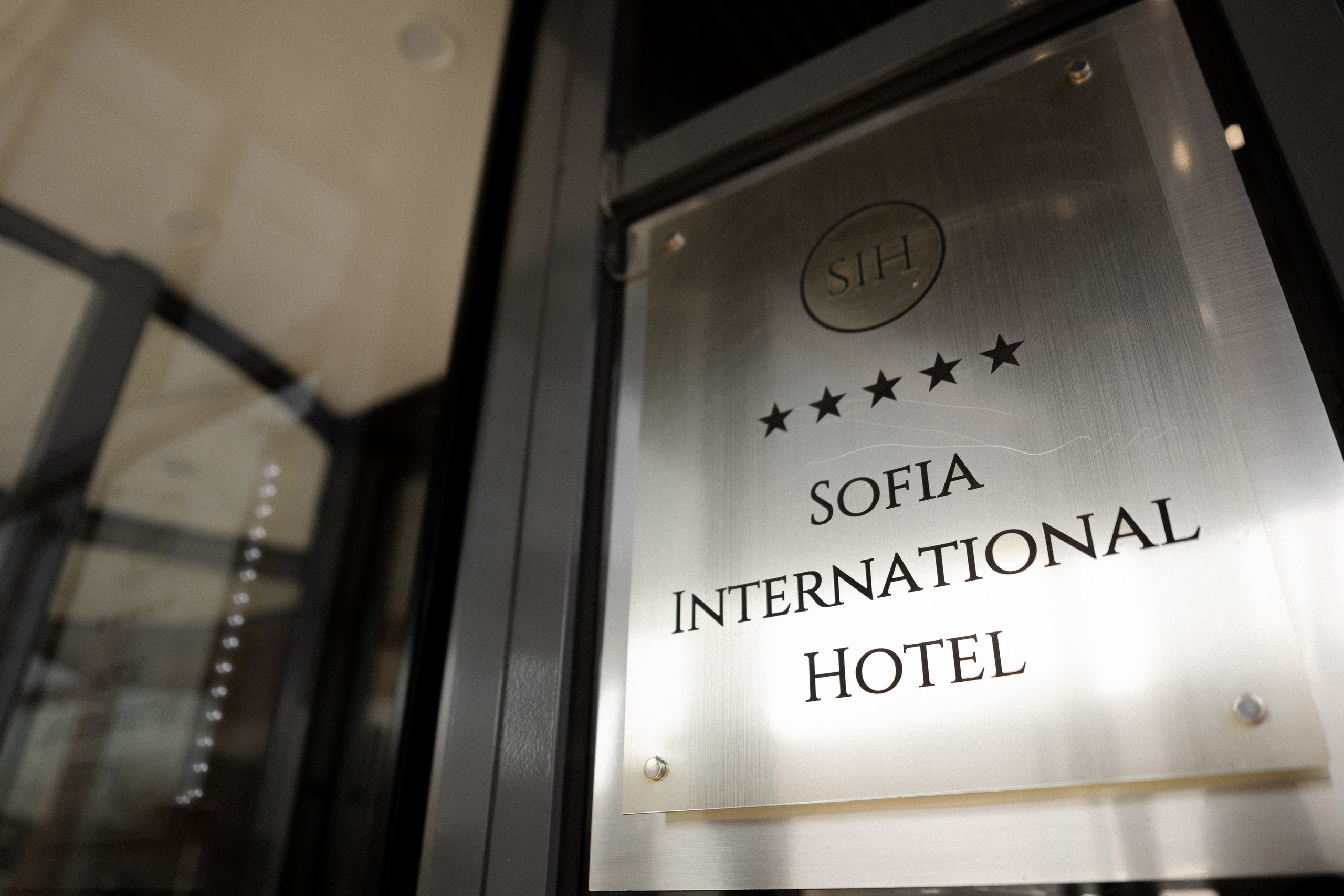 Отели для свадебной фотосъемки в Бишкеке. Азимжан Нуритдинходжаев — свадебный фотограф