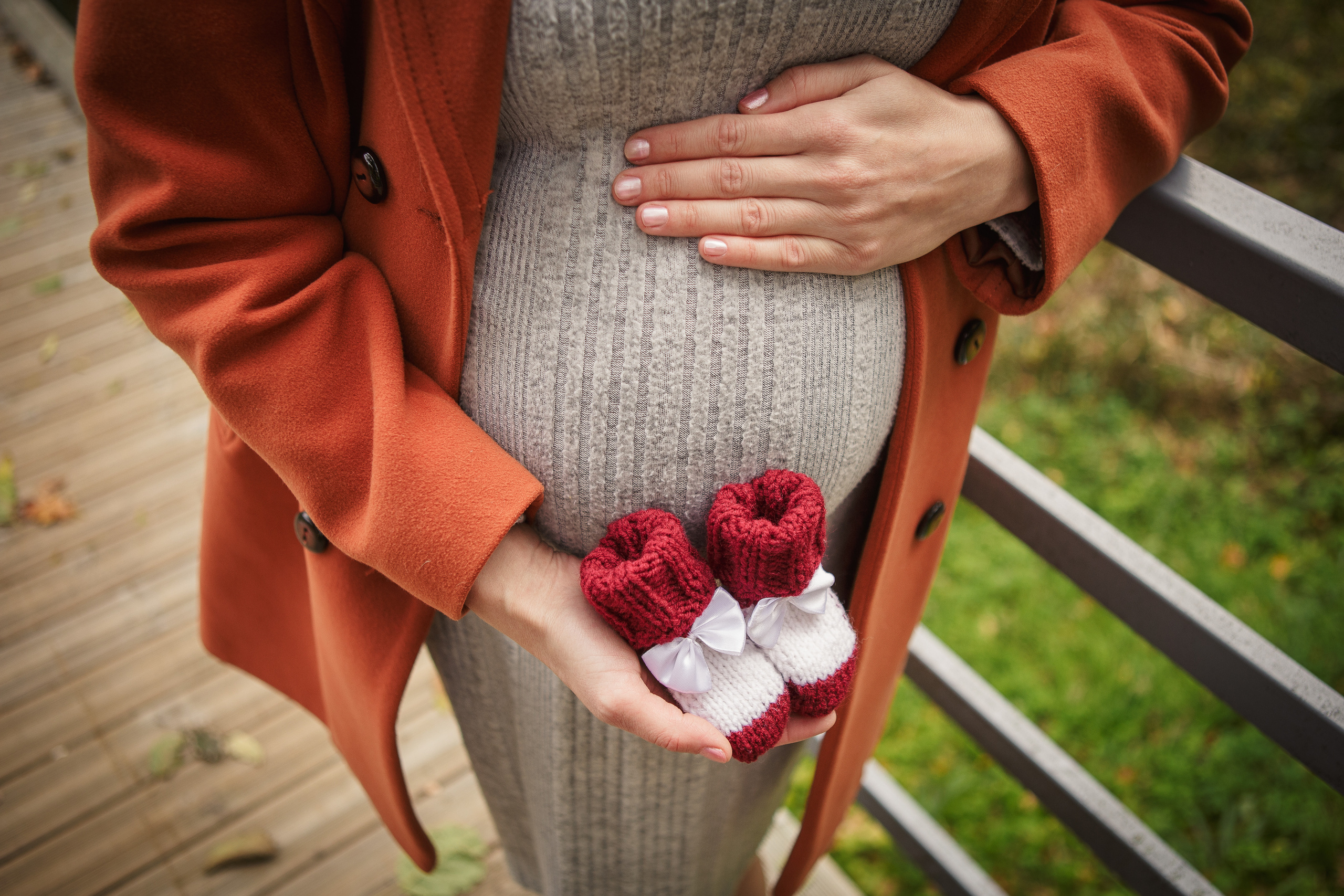 Hipnodzemdību kuss online latviešu valodā. Populārākā kāzu, bērnu un ģimeņu fotogrāfe Latgalē Veronika Lokotko
