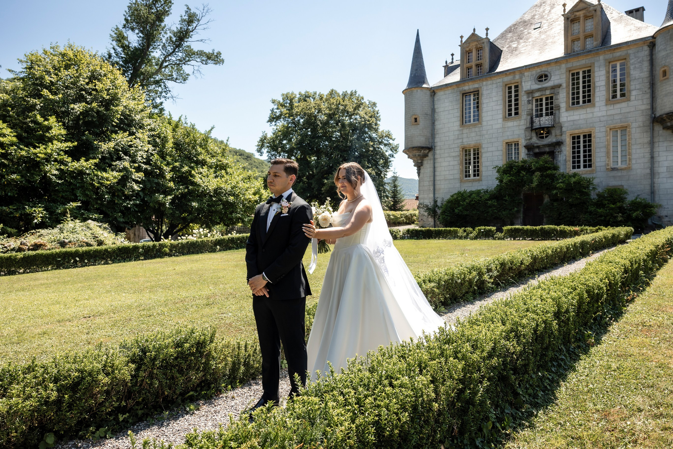 Elopement Photographer in Southwest France | Eugénie Smirnova. Eugénie Smirnova — Wedding & Elopement Photographer in Southwest France