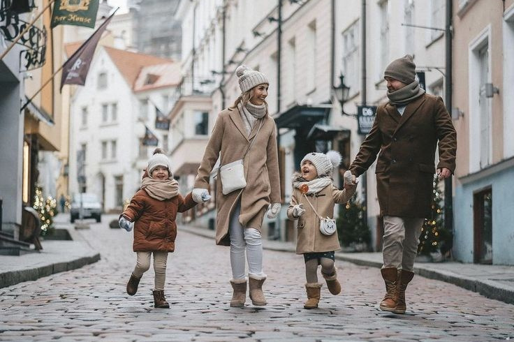 What to wear for your Christmas family photoshoot in Toulouse. Евгения Смирнова — фотограф в Тулузе и юго-западной Франции