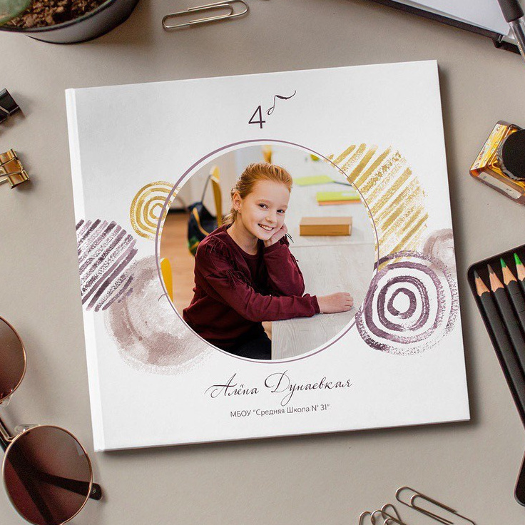 выпускные альбомы, выпускной альбом Таллинн, детский фотограф, индивидуальные выпускные альбомы, дизайнерские альбомы для выпускников, фотоальбомы на заказ с твёрдой обложкой, выпускной альбом премиум класса детский фотограф Таллинн