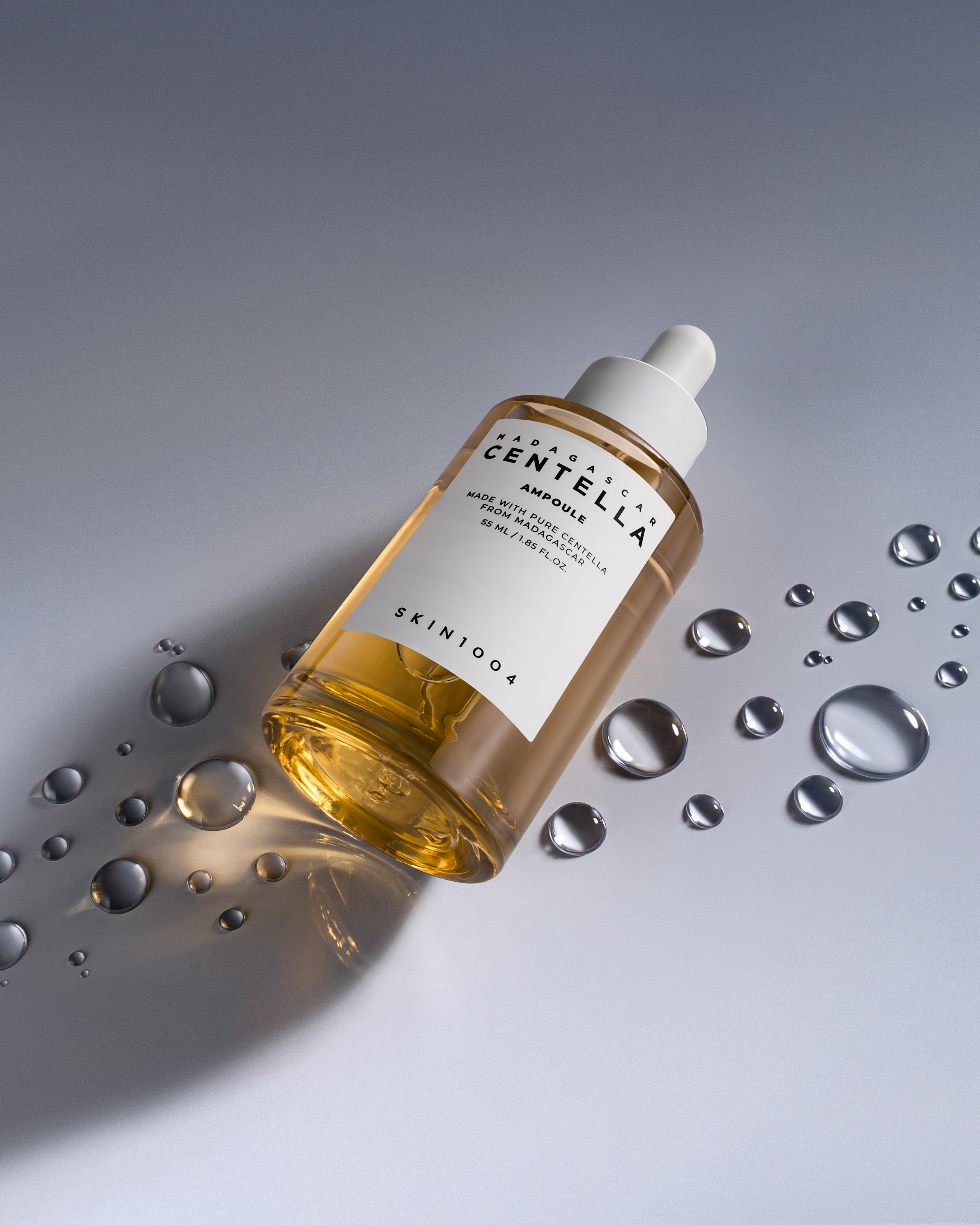 Cosmetics retouching - smooth background, accurate colors, dust and blemish removal