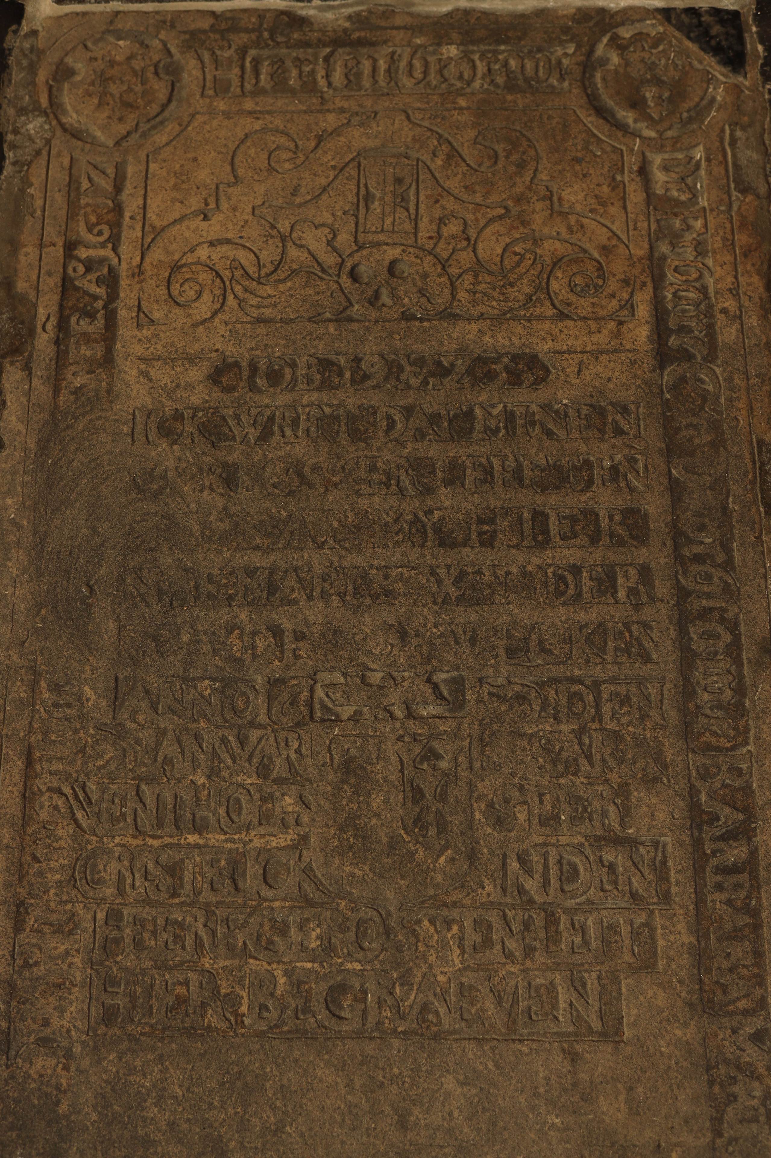 A Unique Chained Library in Zutphen: Relics Preserved to This Day. Lero Photographer and a set designer|individual custom portrait and advertising photography in Zutphen