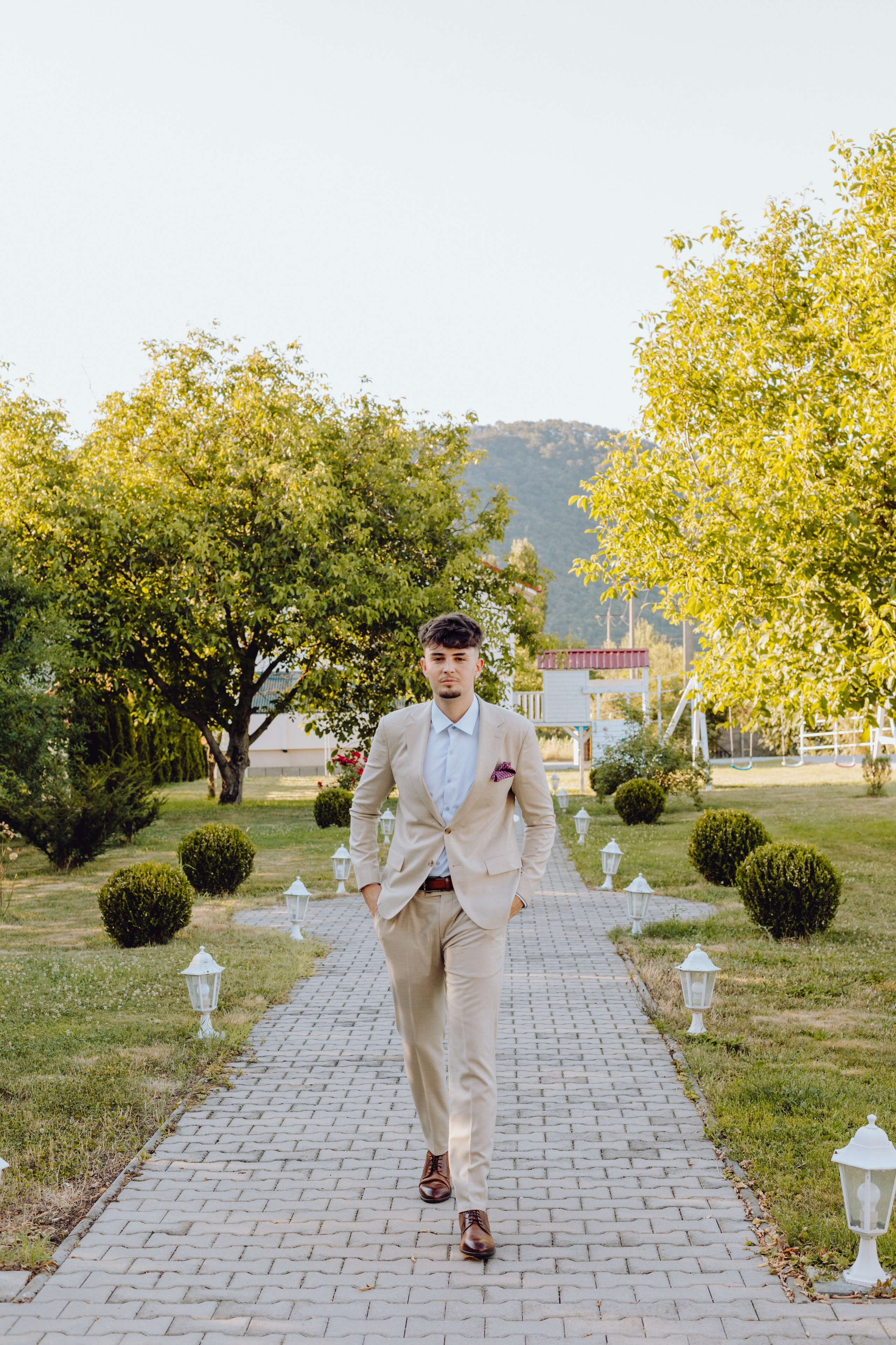 Single-Video. Wedding & couple photographer from Romania Rut Vetan