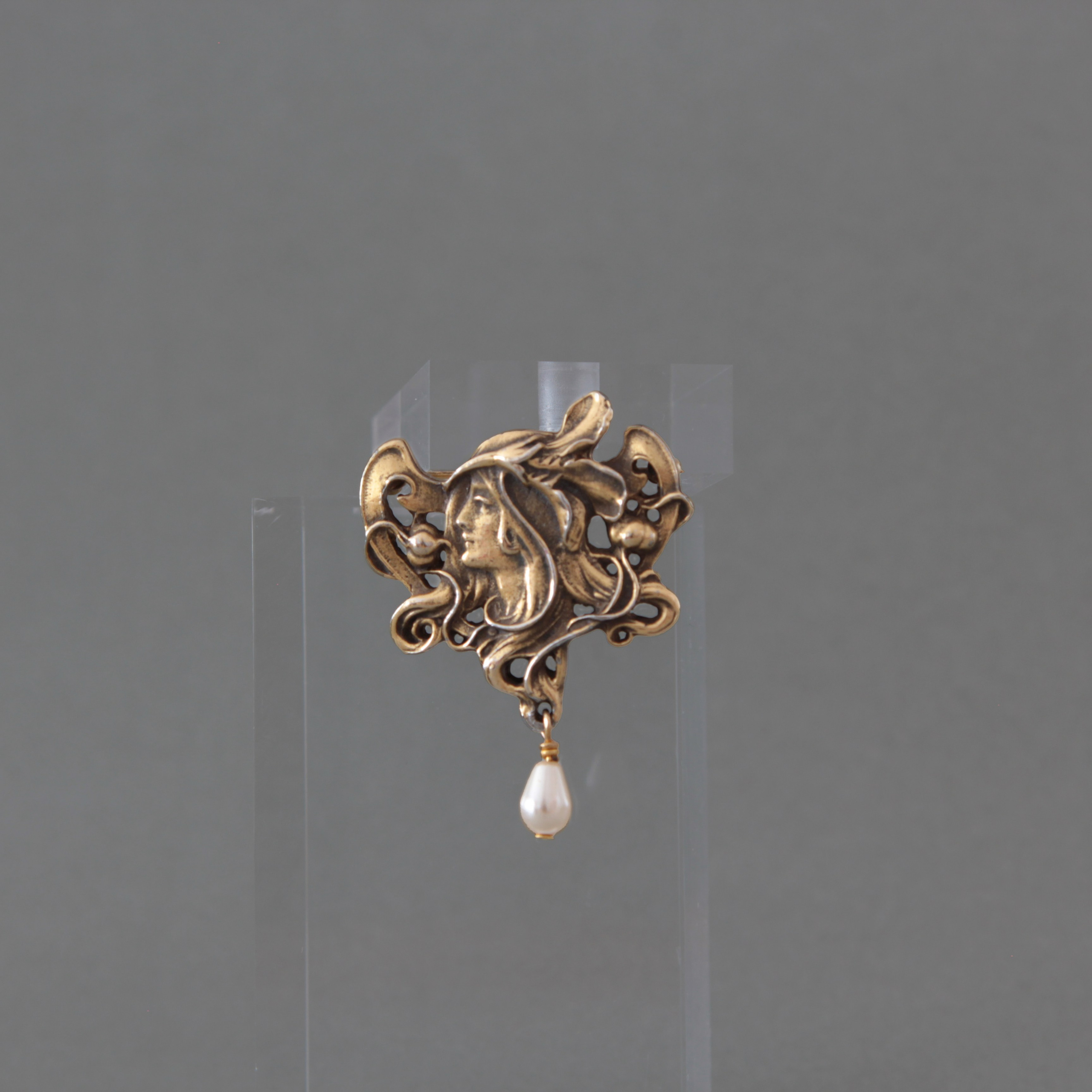 Vintage Jewelry Spain France. Современнные и актикварные украшения в Барселоне, Москве и Санкт-Петербурге