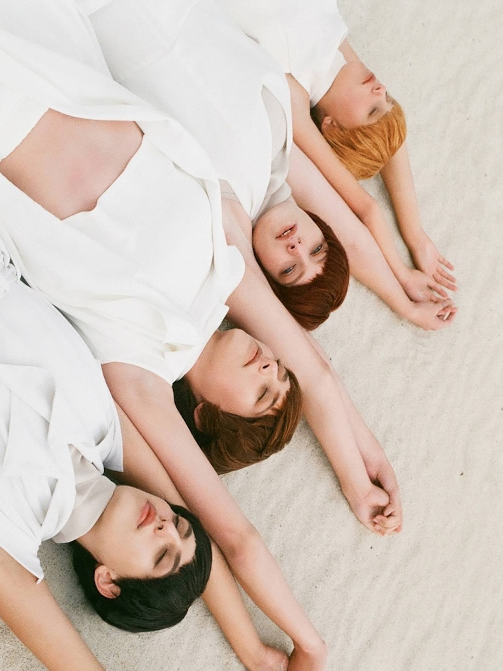 Adeliia Korinkova — нейро-креативный продюсер в Праге. Визуальная идентичность, AI-креативы и рекламные ролики для брендов