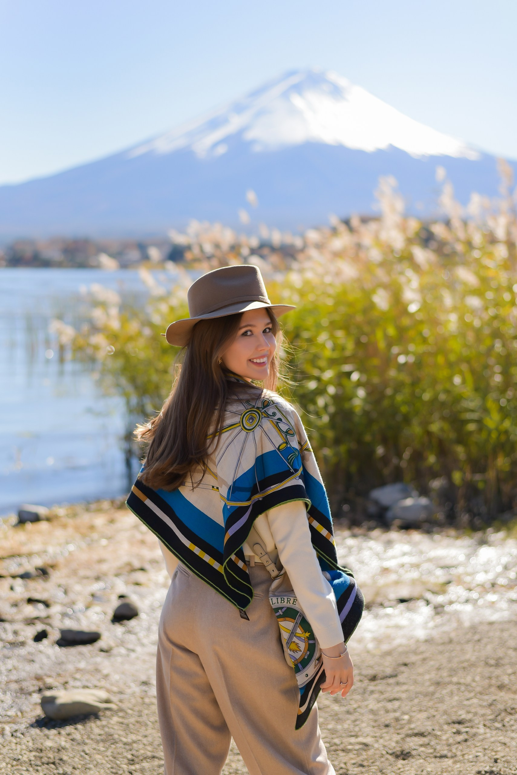 Services Ru. Photographer in Tokyo, Japan