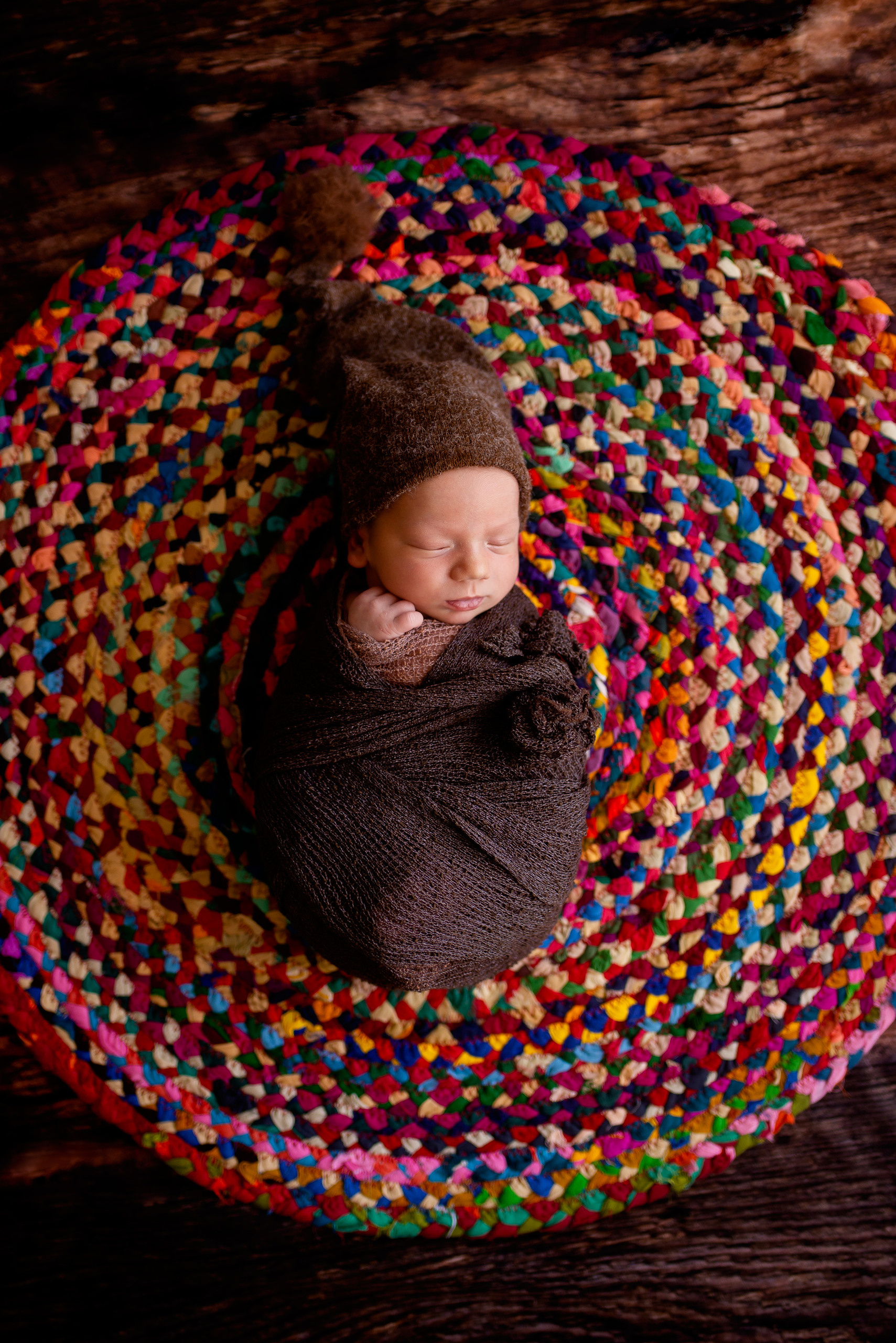 Φωτογράφιση νεογνού στη Ρόδο. Φωτογράφος νεογέννητων στη Ρόδο. Φωτογράφιση εγκυμοσύνης