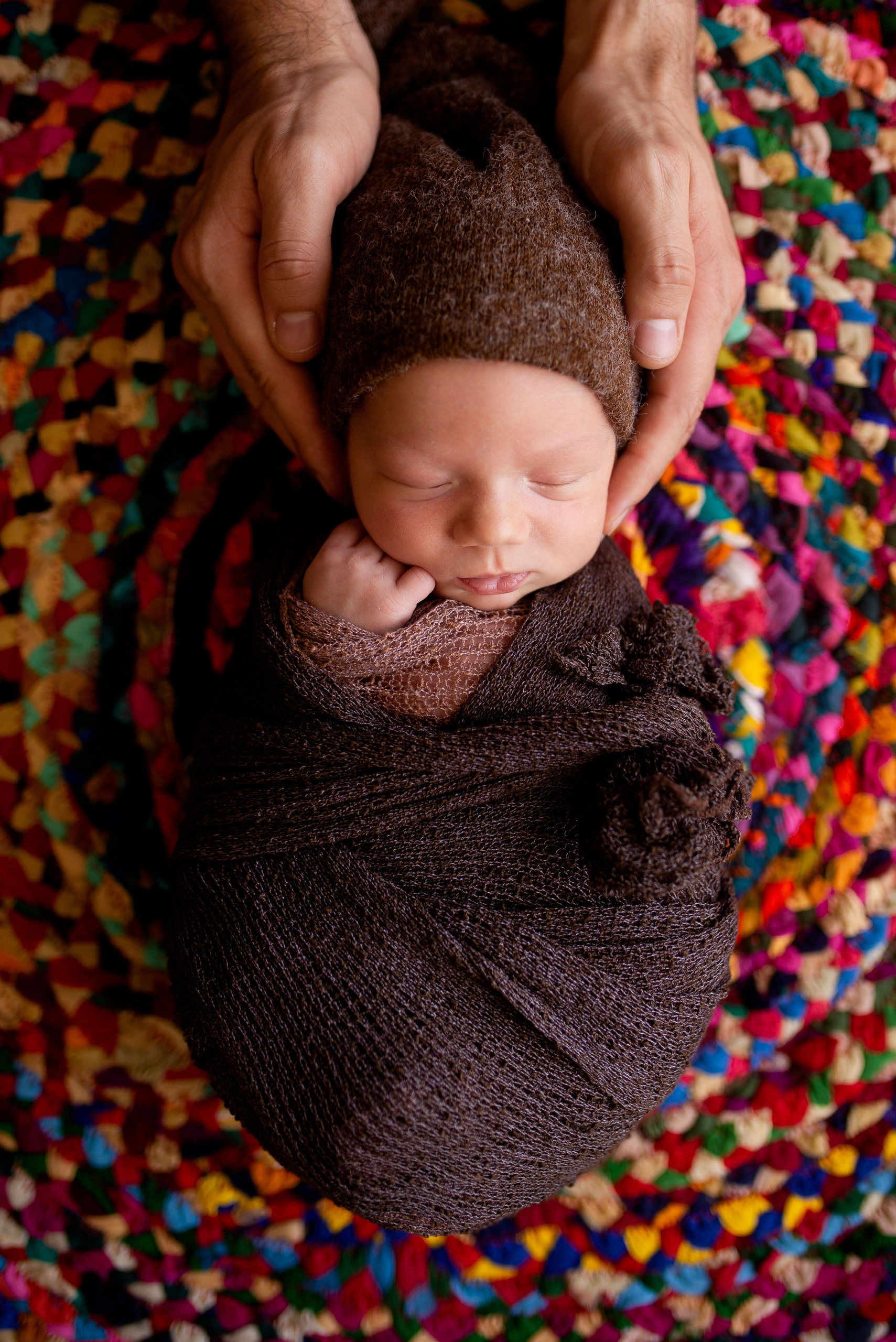 Φωτογράφιση νεογνού στη Ρόδο. Φωτογράφος νεογέννητων στη Ρόδο. Φωτογράφιση εγκυμοσύνης