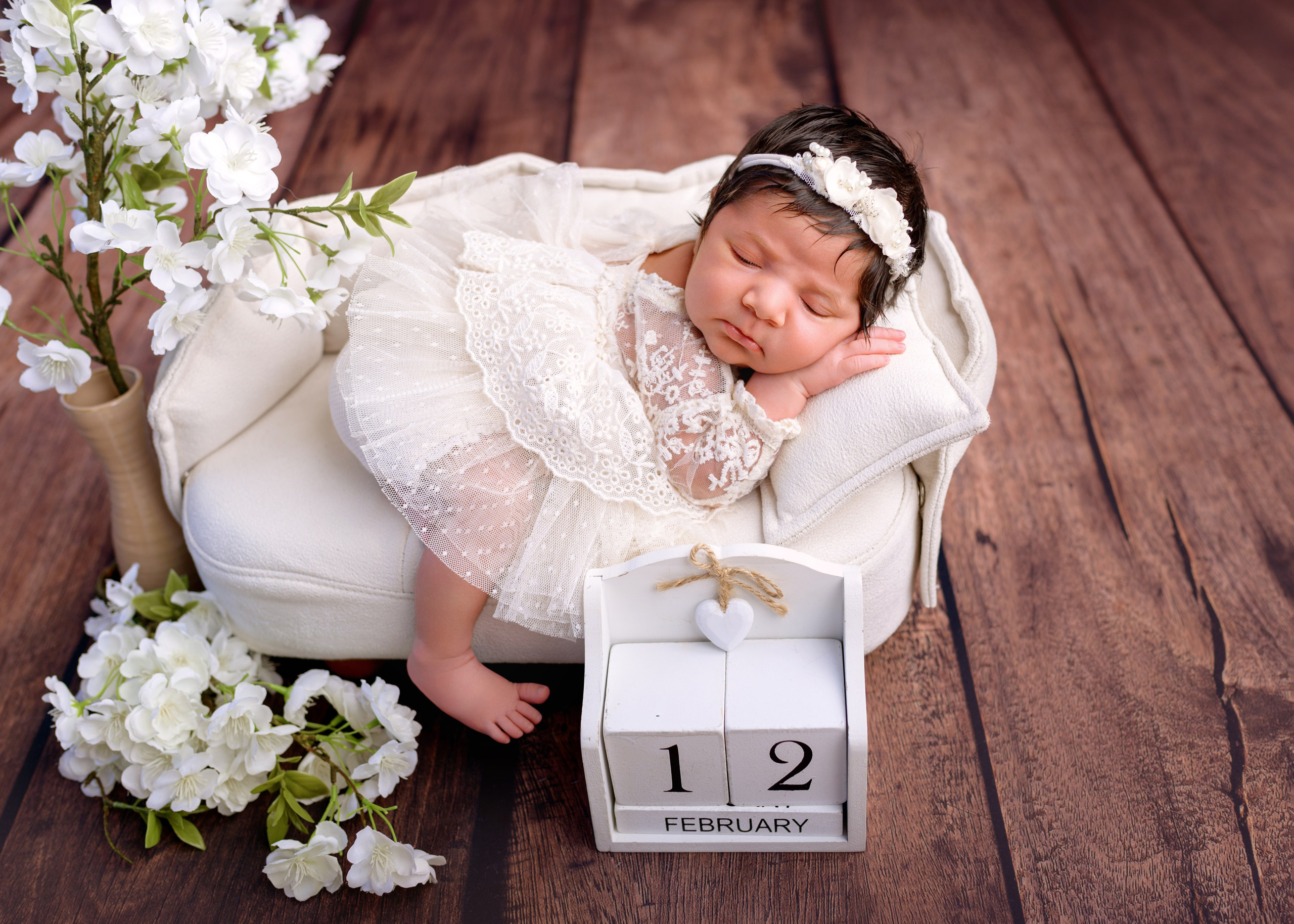 Klassisches Neugeborenen-Fotoshooting. Neugeborenen, Babyfotografie Nürtingen Yuliia Kikhaieva