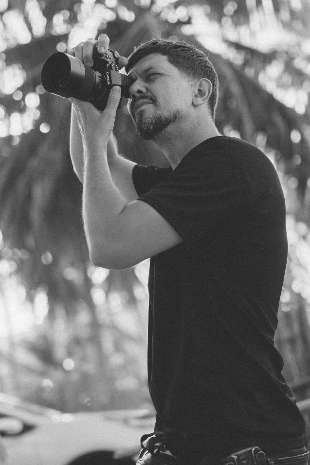 About Viktor Matiiv | Wedding Photographer & Filmmaker in Punta Cana. Wedding photographer and filmmaker in Dominican Republic Viktor Matiiv