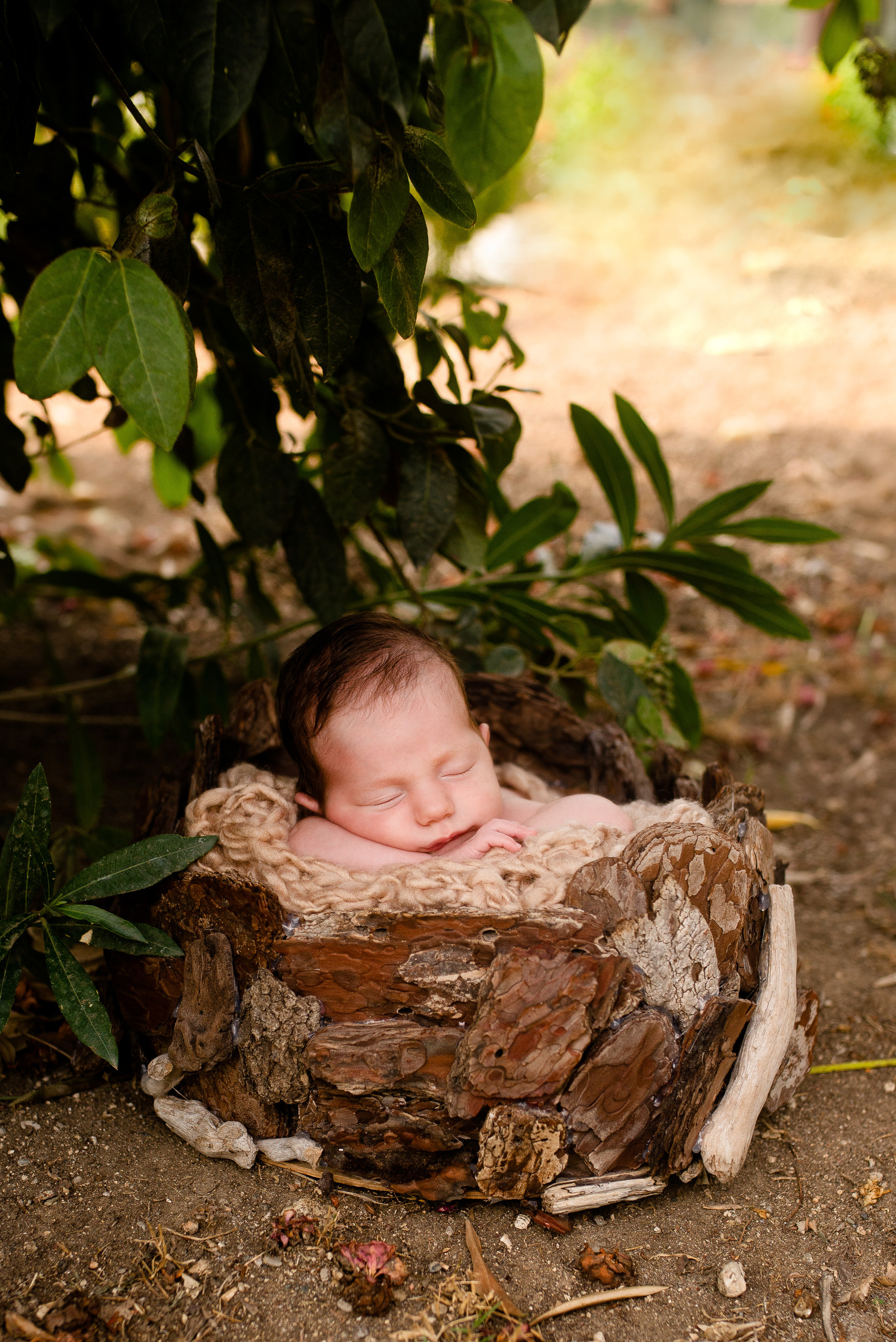 Βρεφική φωτογράφιση Ρόδος. Φωτογράφος νεογέννητων στη Ρόδο. Φωτογράφιση εγκυμοσύνης