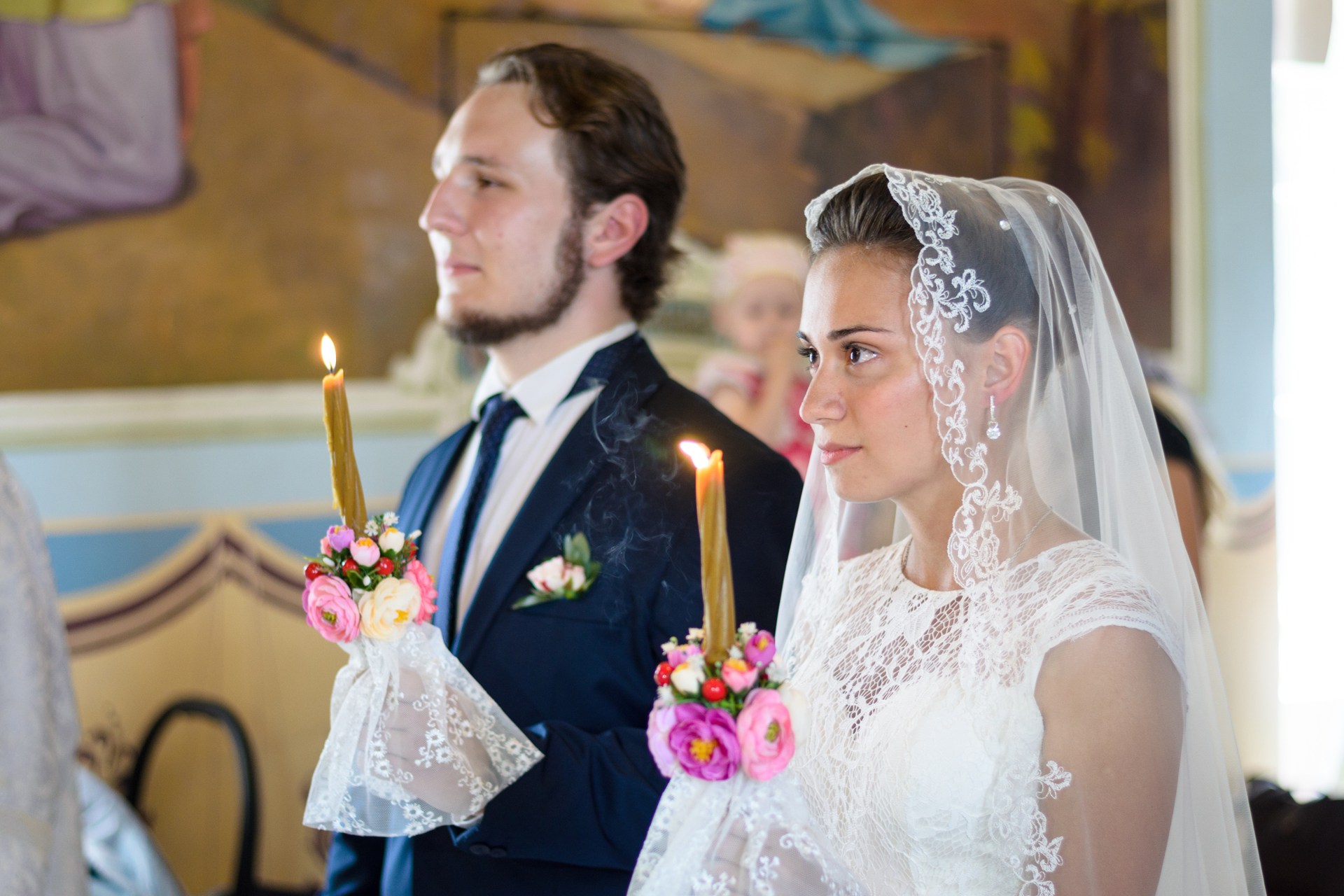 Что происходит после венчания. Нежные фото с венчания. Что происходит после венчания. Православное венчание. Таинство брака.