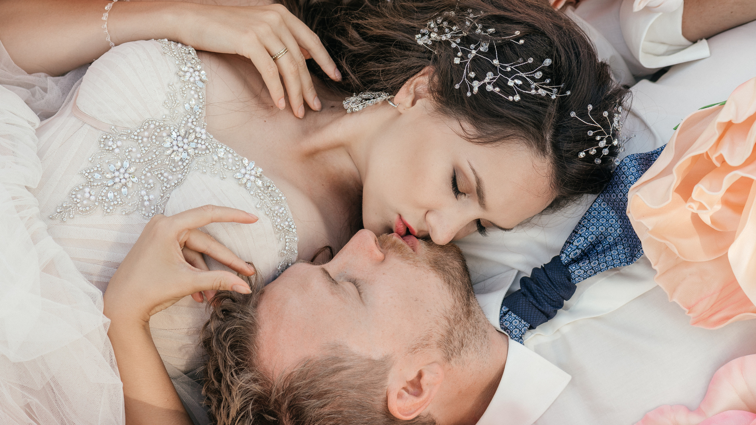 Luxury wedding couple