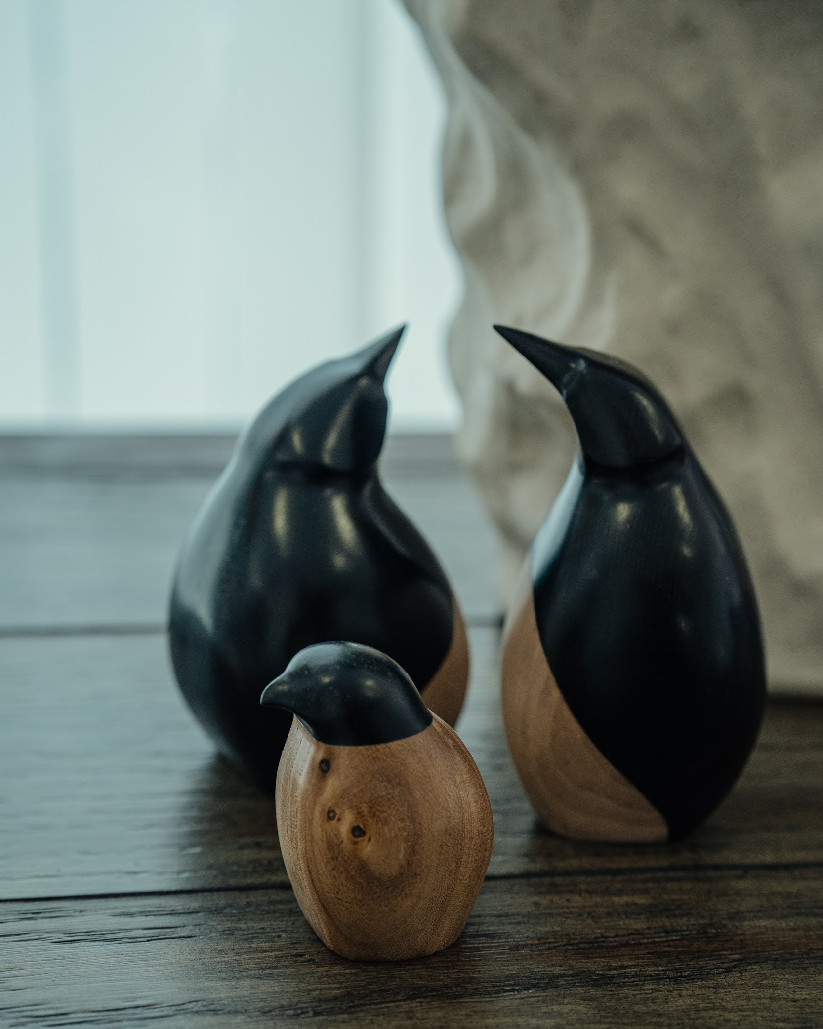 Пингвины. Резьба по дереву. Уникальные декоративные скульптуры для интерьера