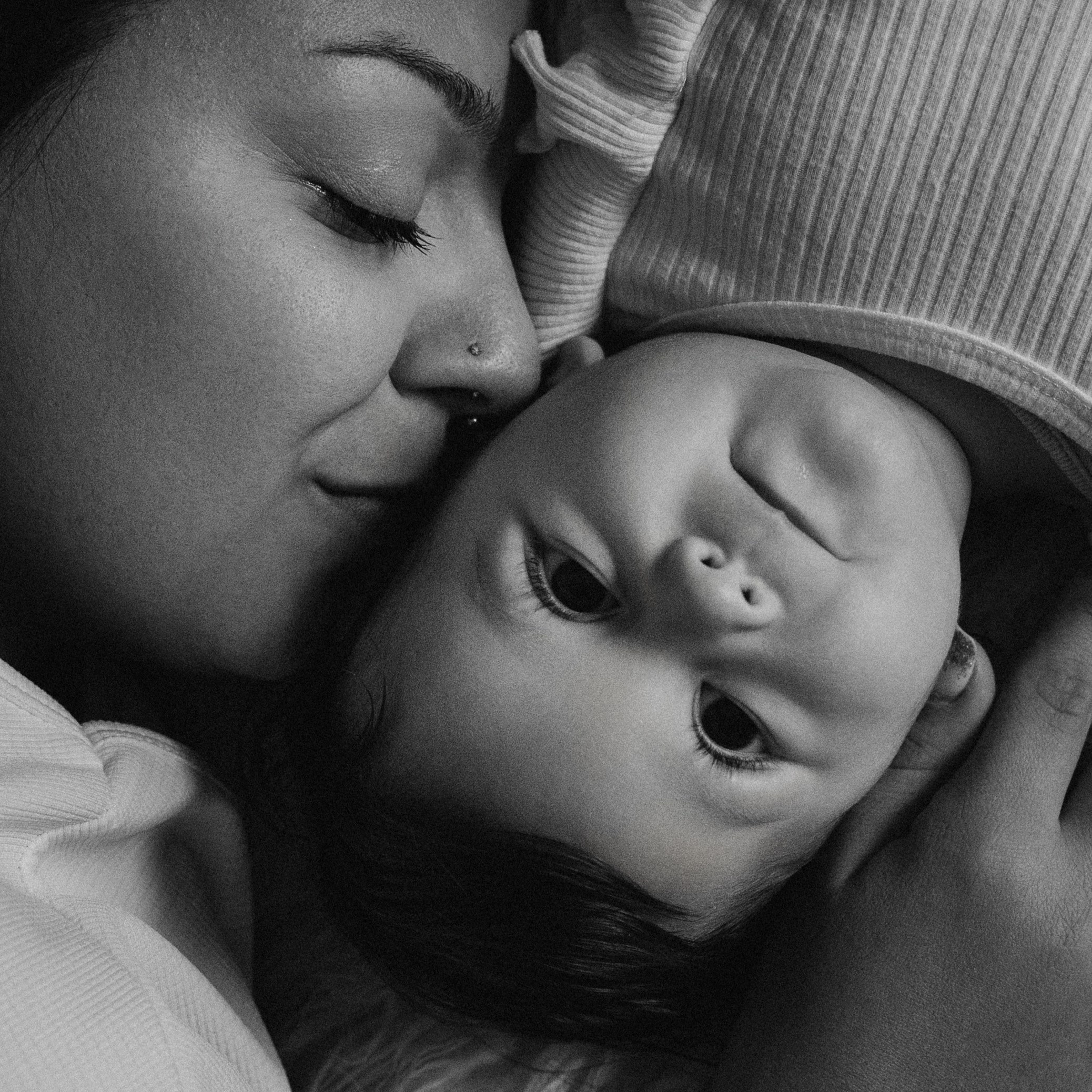 Anna Vers | Fotografa a Rimini & San Marino | Love story • Maternità • Matrimoni intimi