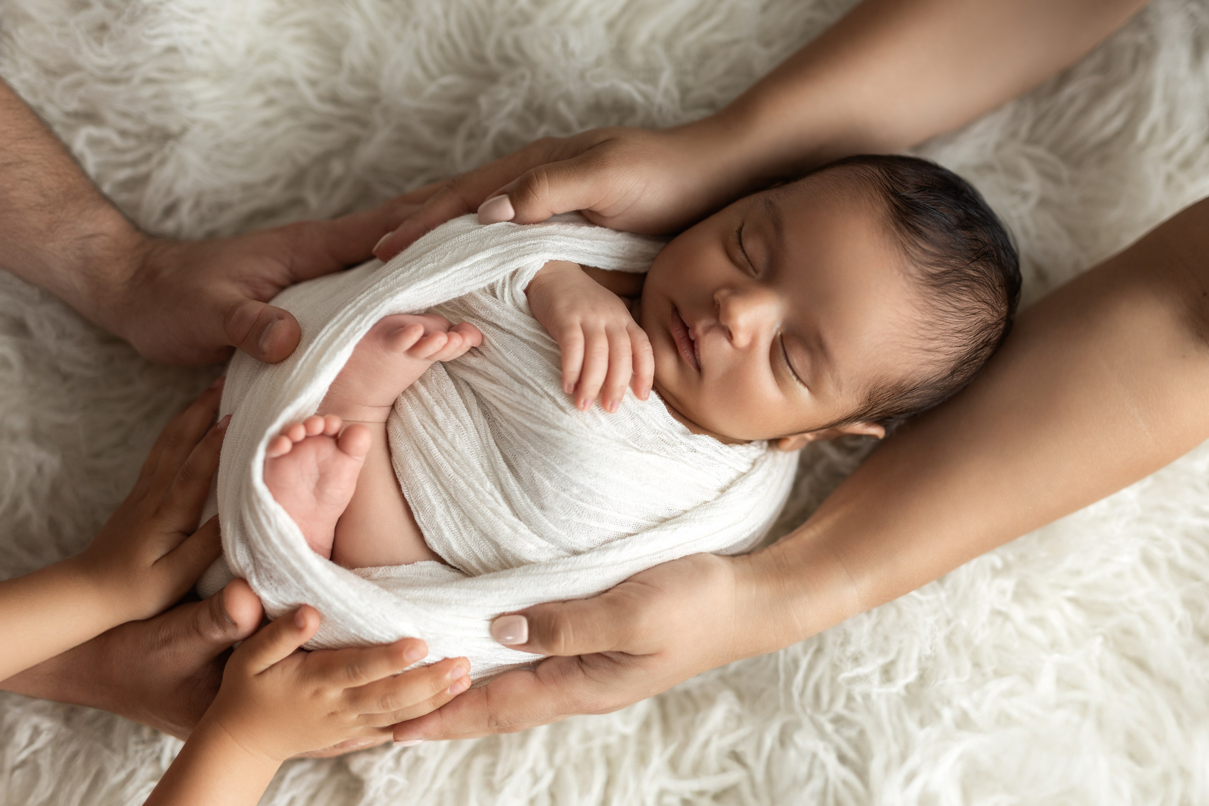 Info. Newborn, kids, family photographer based near Zurich, Switzerland