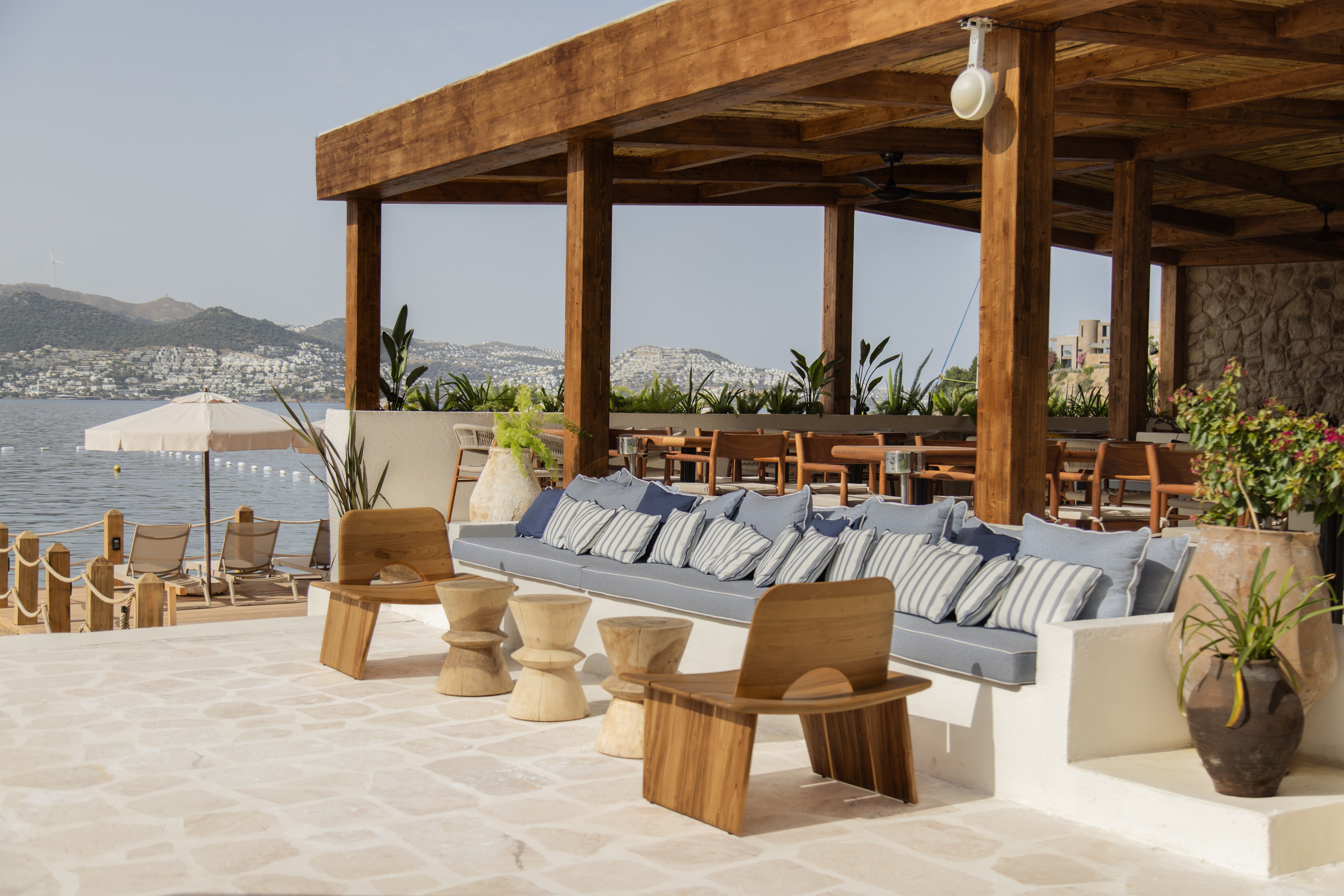 Элегантная площадка для меропритий в Бодруме. Элиана Плотская — организация свадеб и мероприятий в Бодруме и Стамбуле