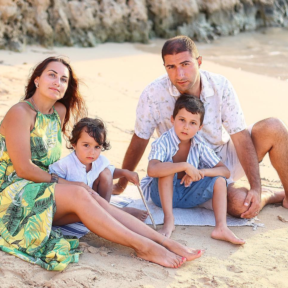 Σχετικά με μένα. Αρχική