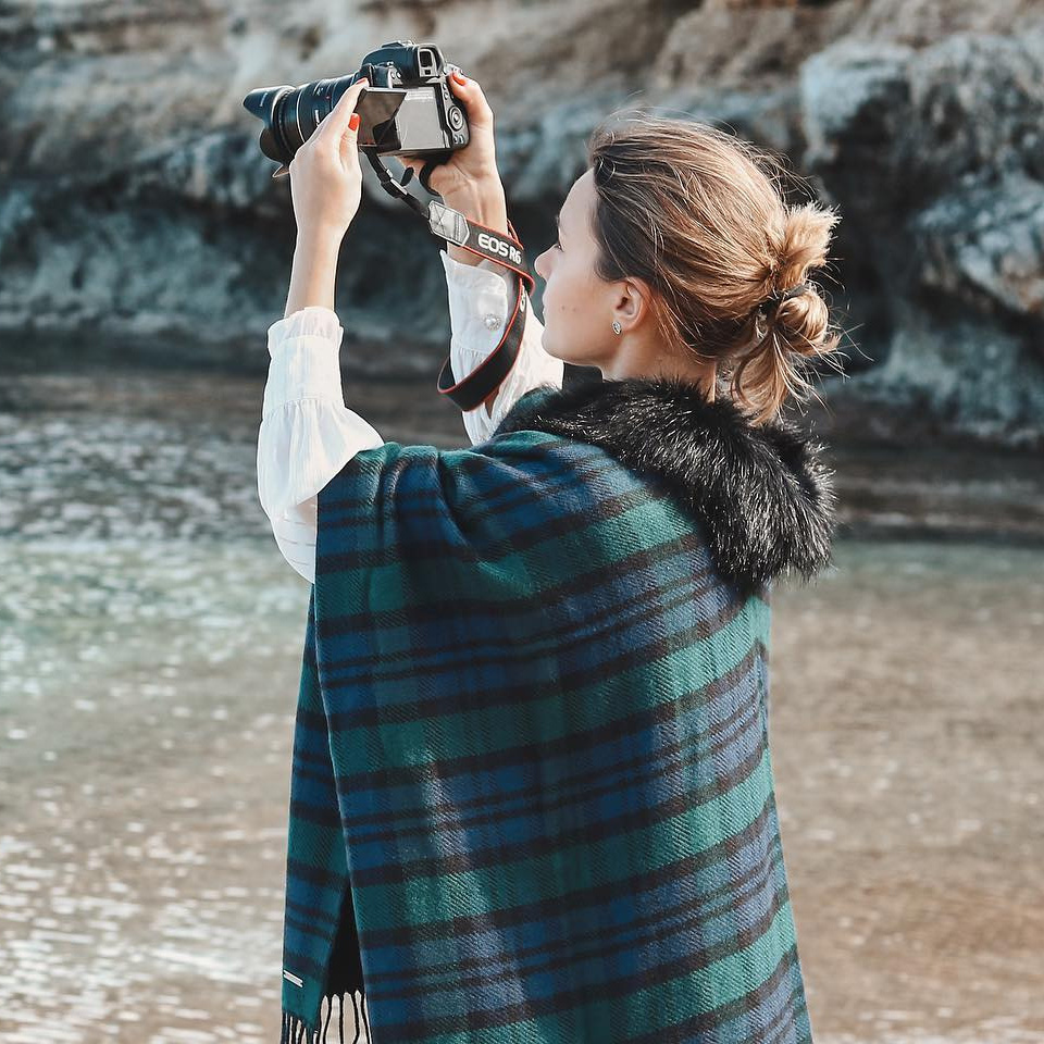 Σχετικά με μένα. Αρχική