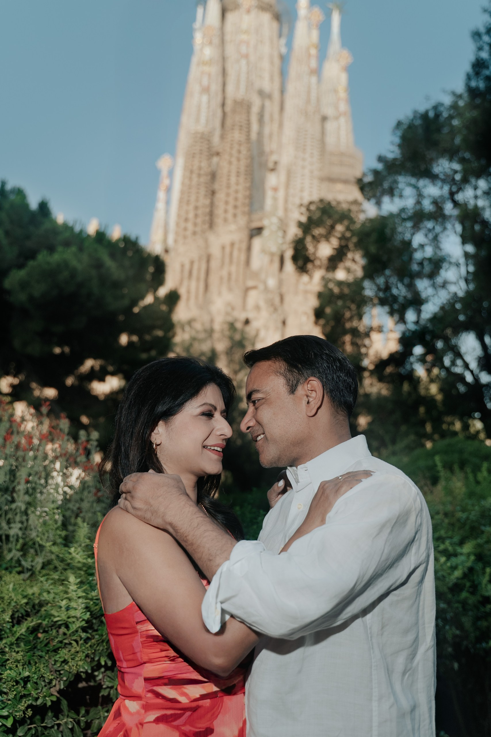 Sagrada Familia. DiaFoto — Wow Photographer in Barcelona | Premium Barcelona Photoshoot Experience