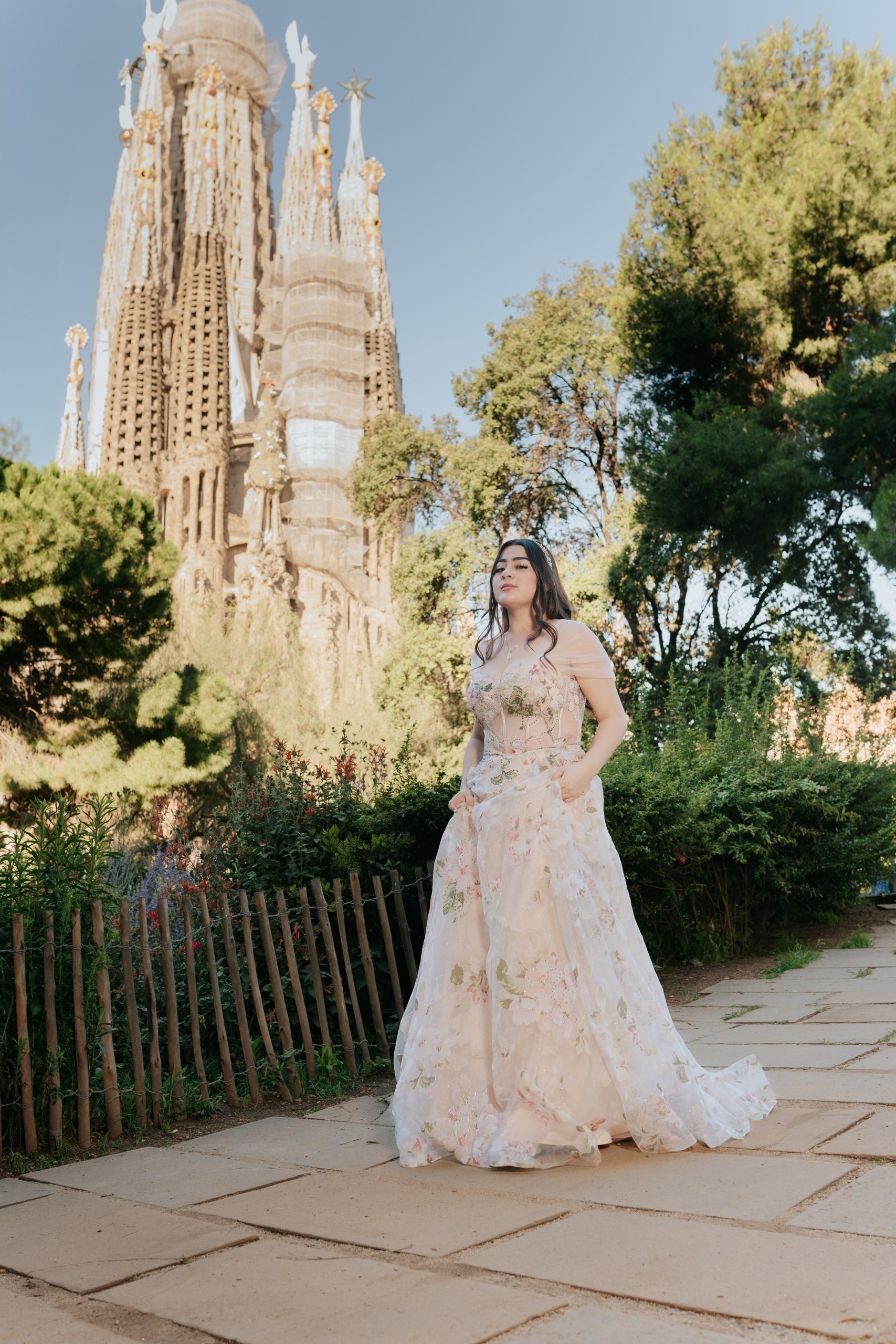 Sagrada Familia. DiaFoto — Wow Photographer in Barcelona | Premium Barcelona Photoshoot Experience