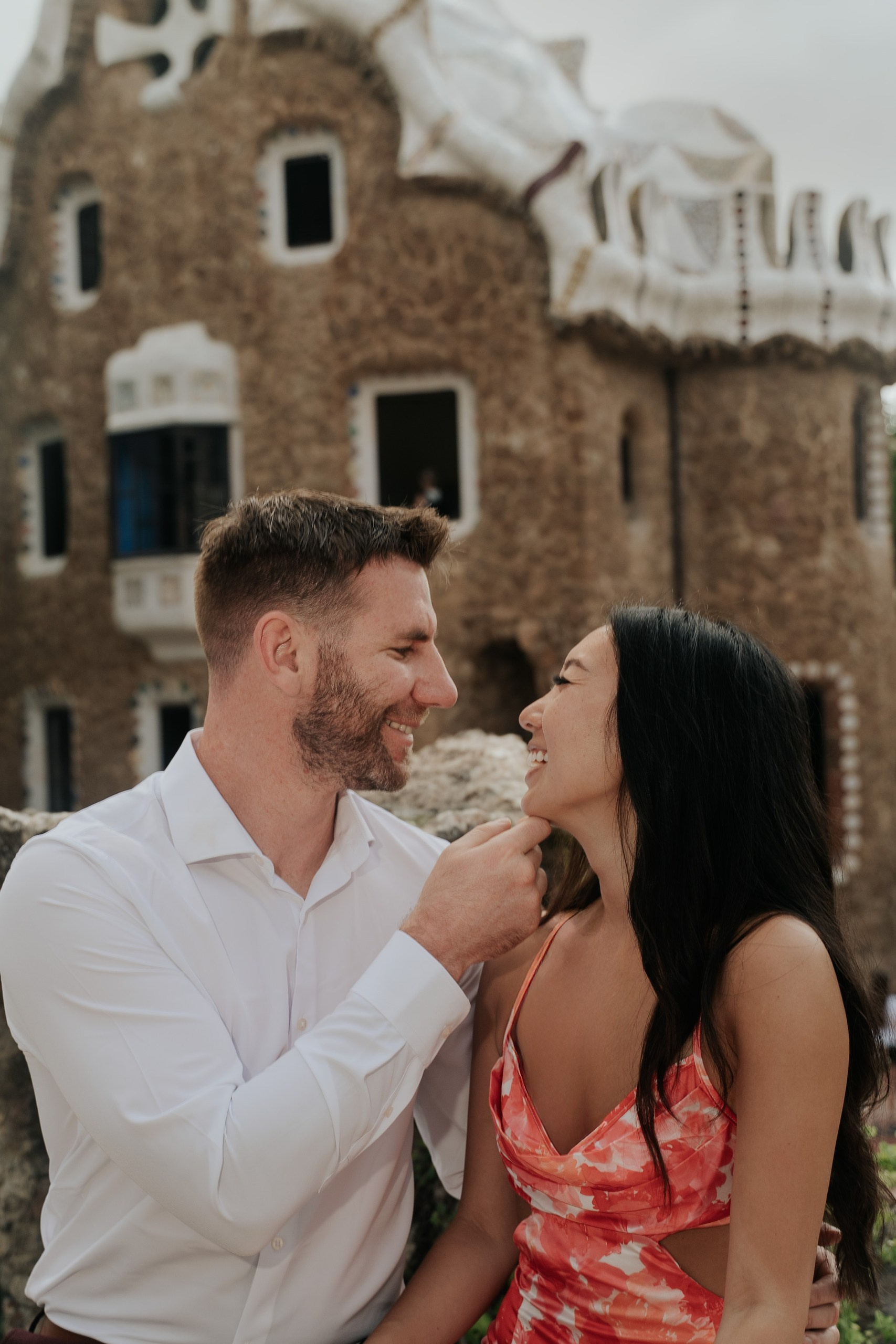 Proposal park Guell. DiaFoto — Wow Photographer in Barcelona | Premium Barcelona Photoshoot Experience