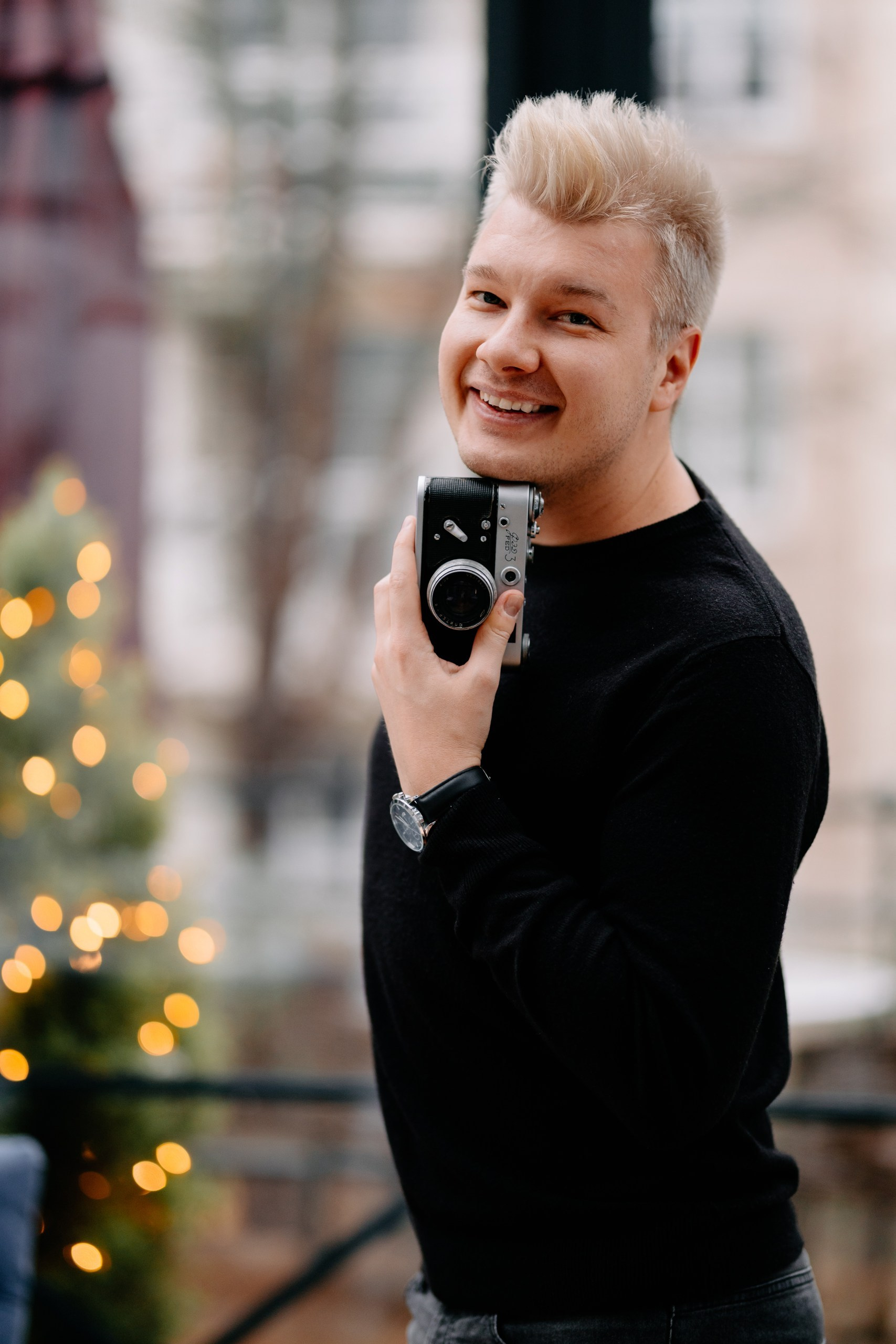 Kontakt • Fotograf na wesele Gdańsk Trójmiasto Warszawa. Fotograf Ślubny Warszawa - Sesje Biznesowe Rodzinne Eventy