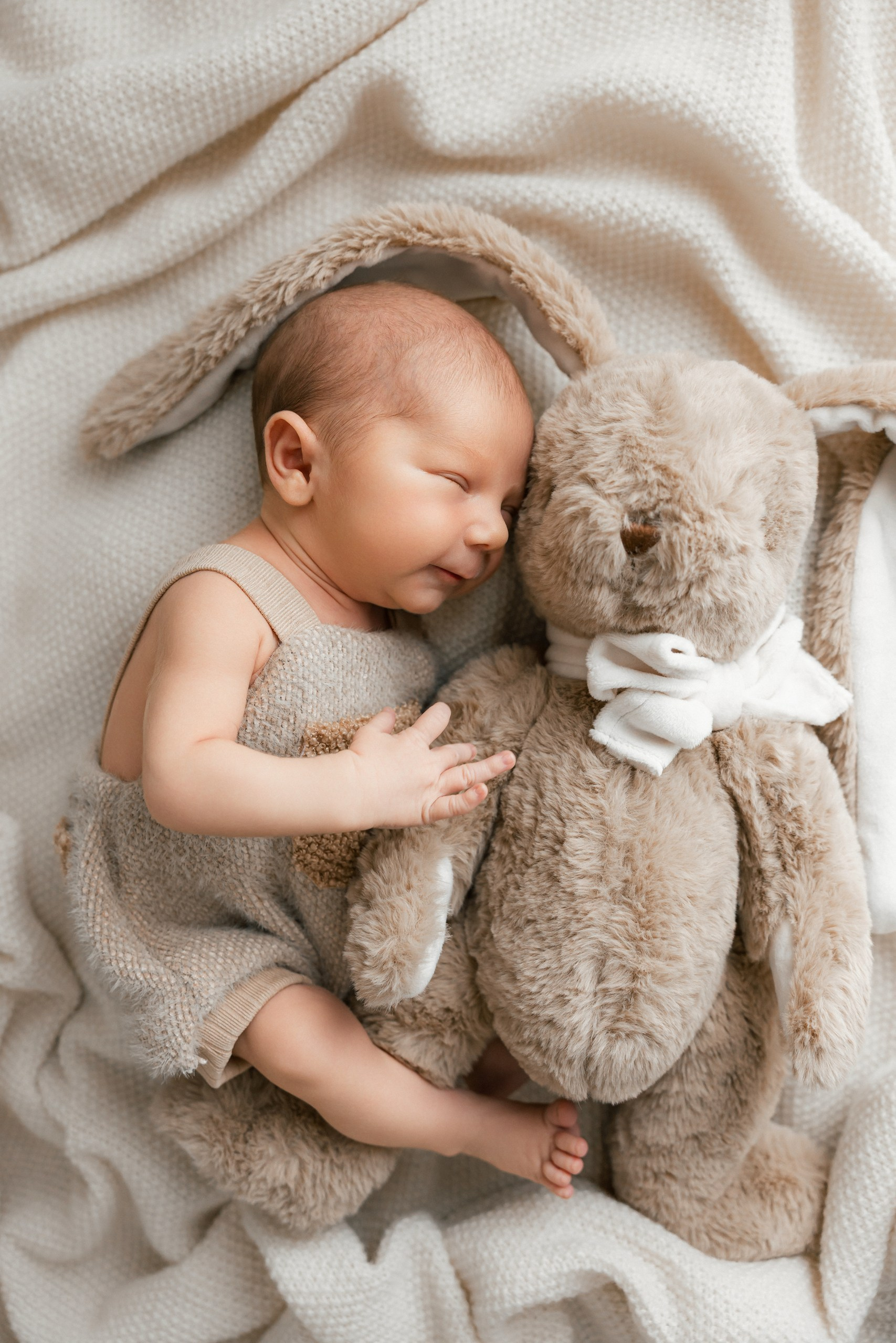 Novorozenci Newborn. Rodinná, těhotenská, newborn fotografka v Písku Oxana Telupilova