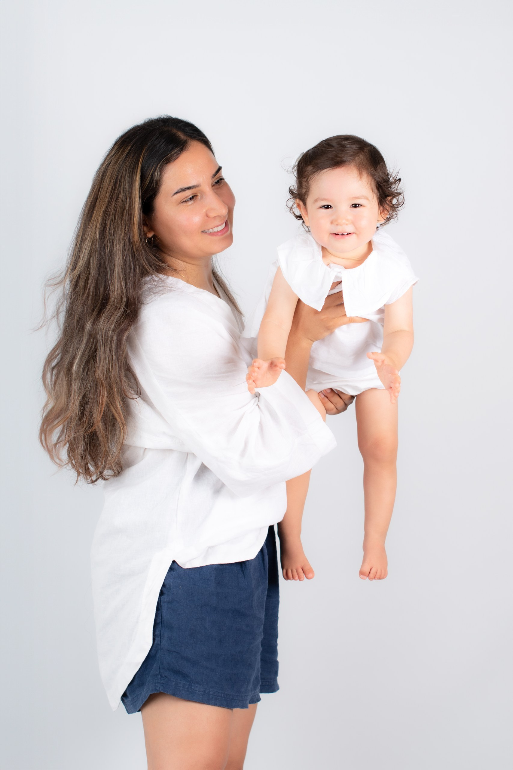 Les différents tarifs pour une séances de photo pour nouveau né. Photographe grossesse et nouveau-né a La Ciotat