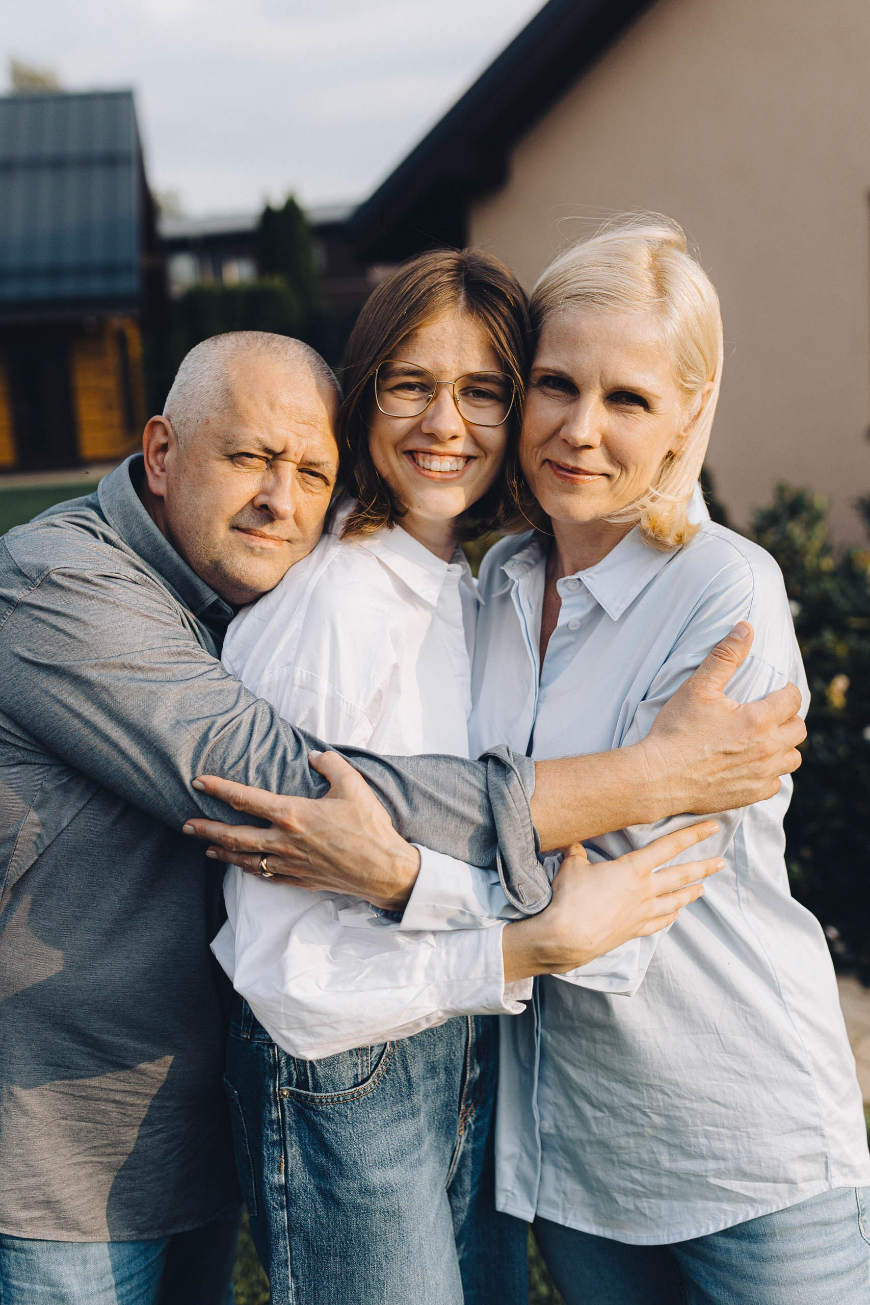 IETEIKUMI ĢIMENES FOTOSESIJAI MĀJĀS (skraidošie bērni)