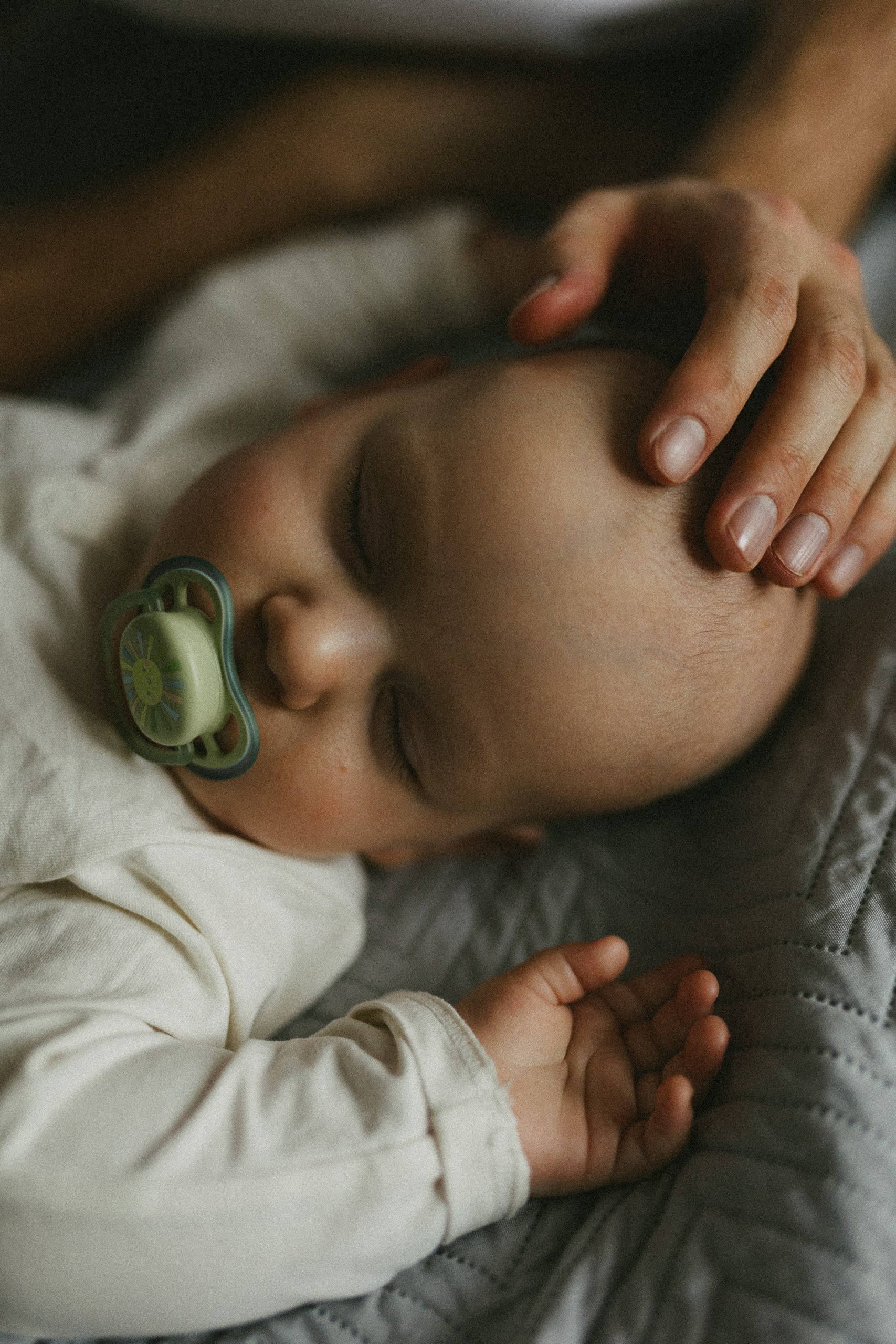 IETEIKUMI ĢIMENES FOTOSESIJAI MĀJĀS