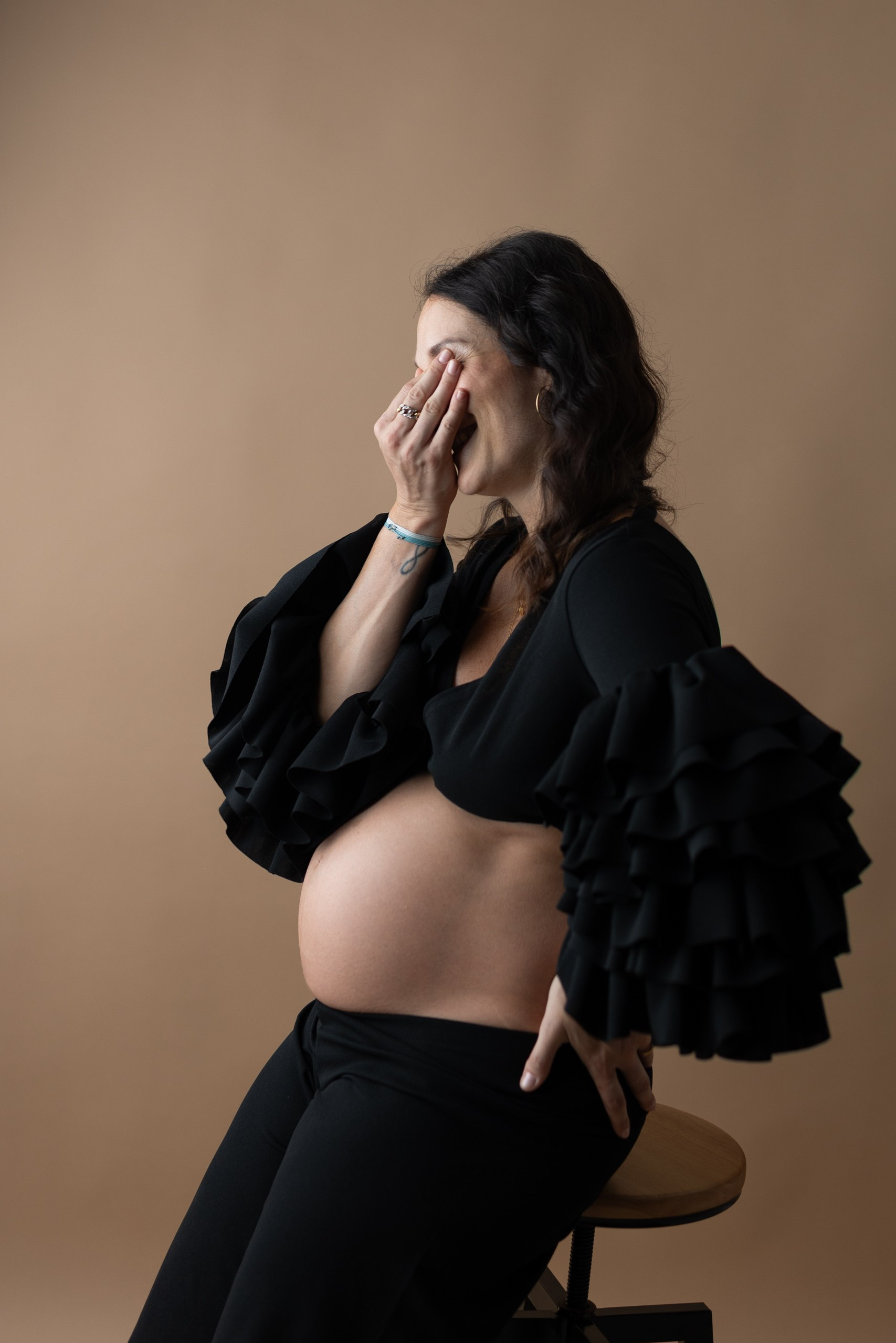 Sessione Fotografica di Ritratto in Studio Milano. Fotografa di matrimonio a Milano e in Lombardia. Racconto matrimoni con uno stile naturale, elegante e senza pose forzate