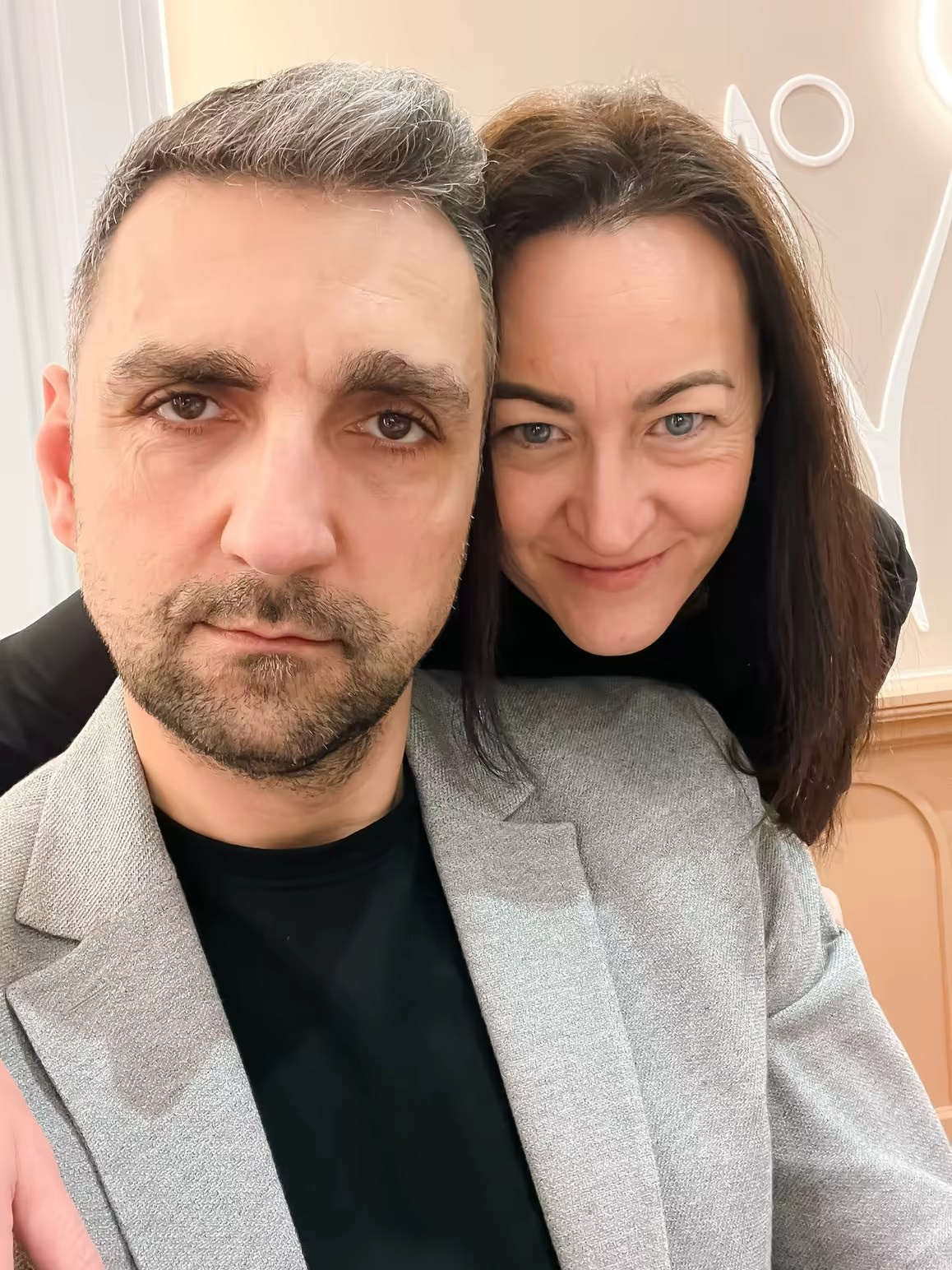 Echipa Foto Lens Iași - Marius Șerbănescu videograf și Petronela fotograf de nuntă