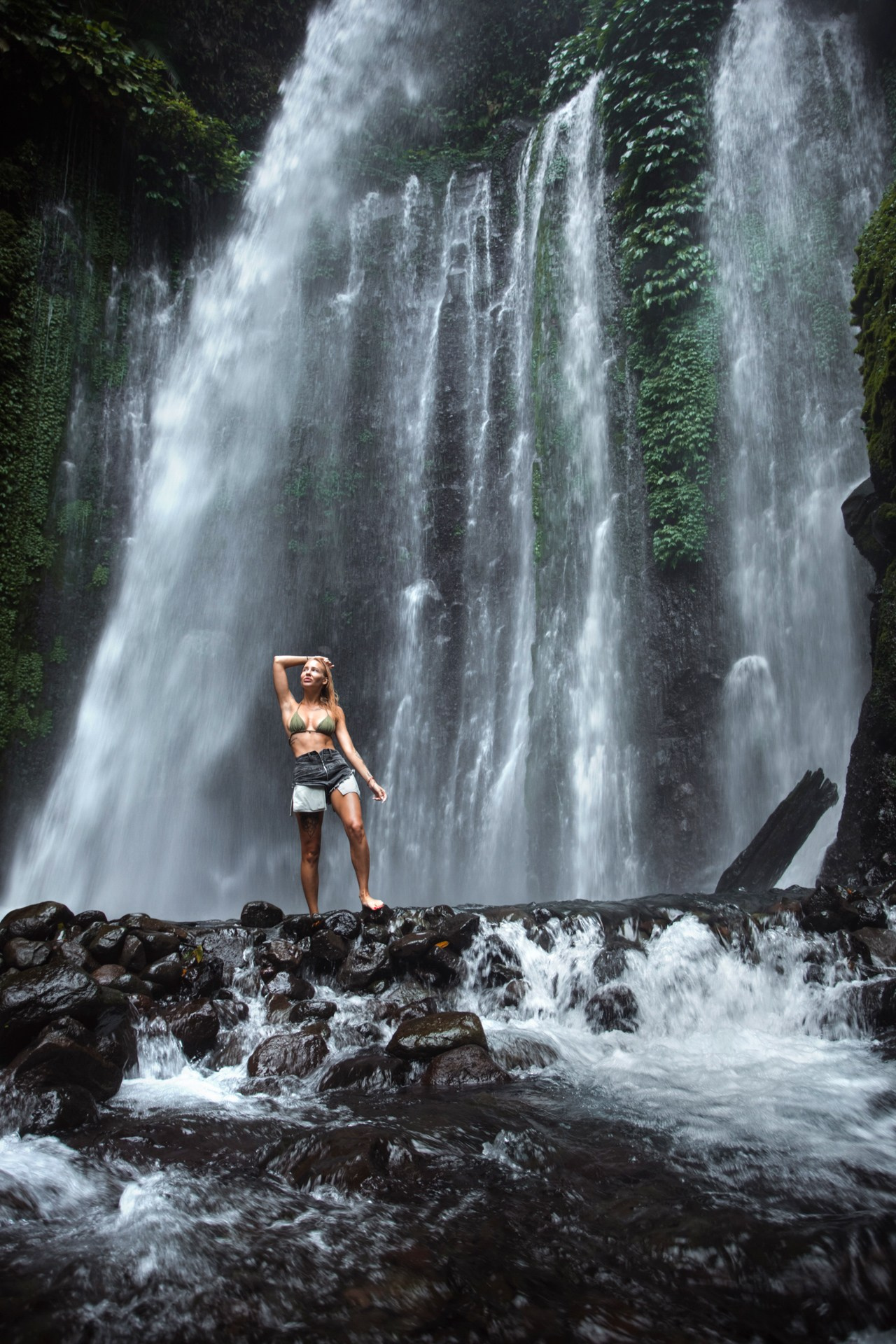 May 2 — 5 Sumbawa Whale Shark Tour via Lombok. Individual and couple Photographer in Bali — Bali Dream Photo